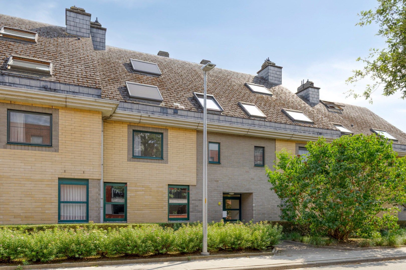  Goed gelegen appartement met terras van 12m² en 2 slaapkamers vlakbij Leuven - EPC 115 kWh/m² - bewoonbare oppervlakte 78 m² foto {{pictureIndex}}