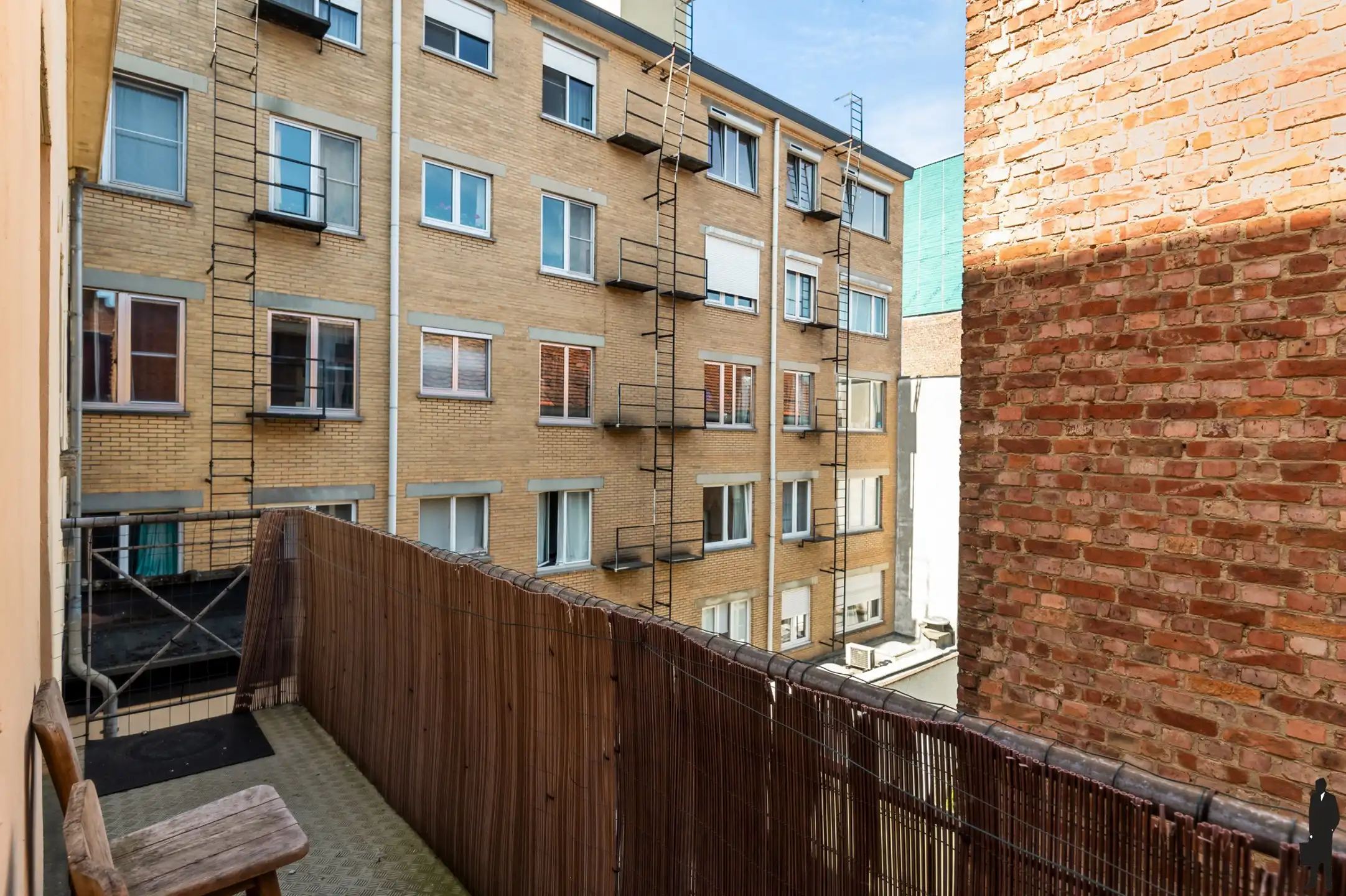 Ruim appartement met terras in de Theaterbuurt foto 8