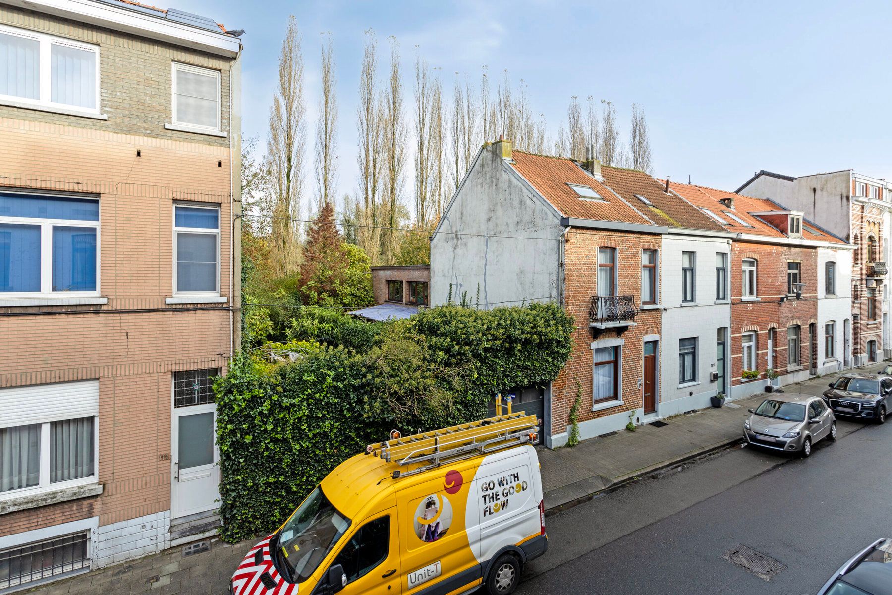 Gezinswoning + terrein voor het oprichten 5 appartementen foto 6