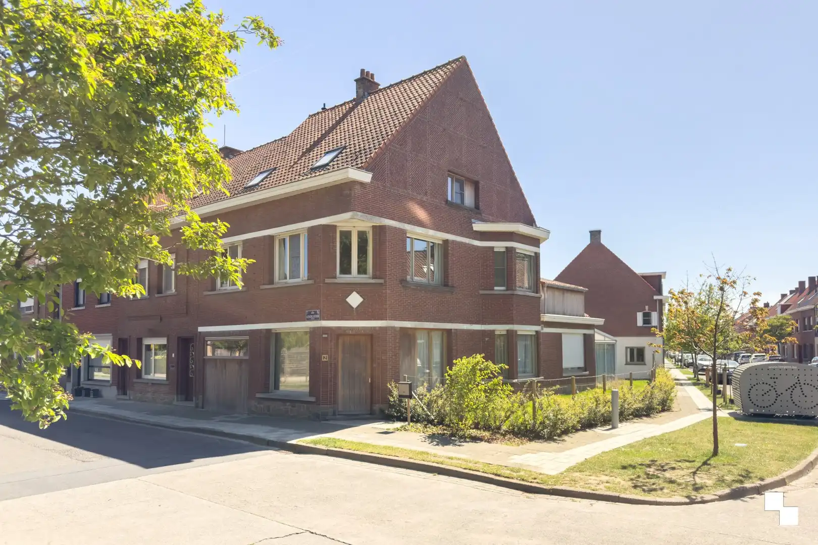Hoofdfoto van de publicatie: Verrassend ruime half open bebouwing nabij het kasteeldomein Blauwhuis