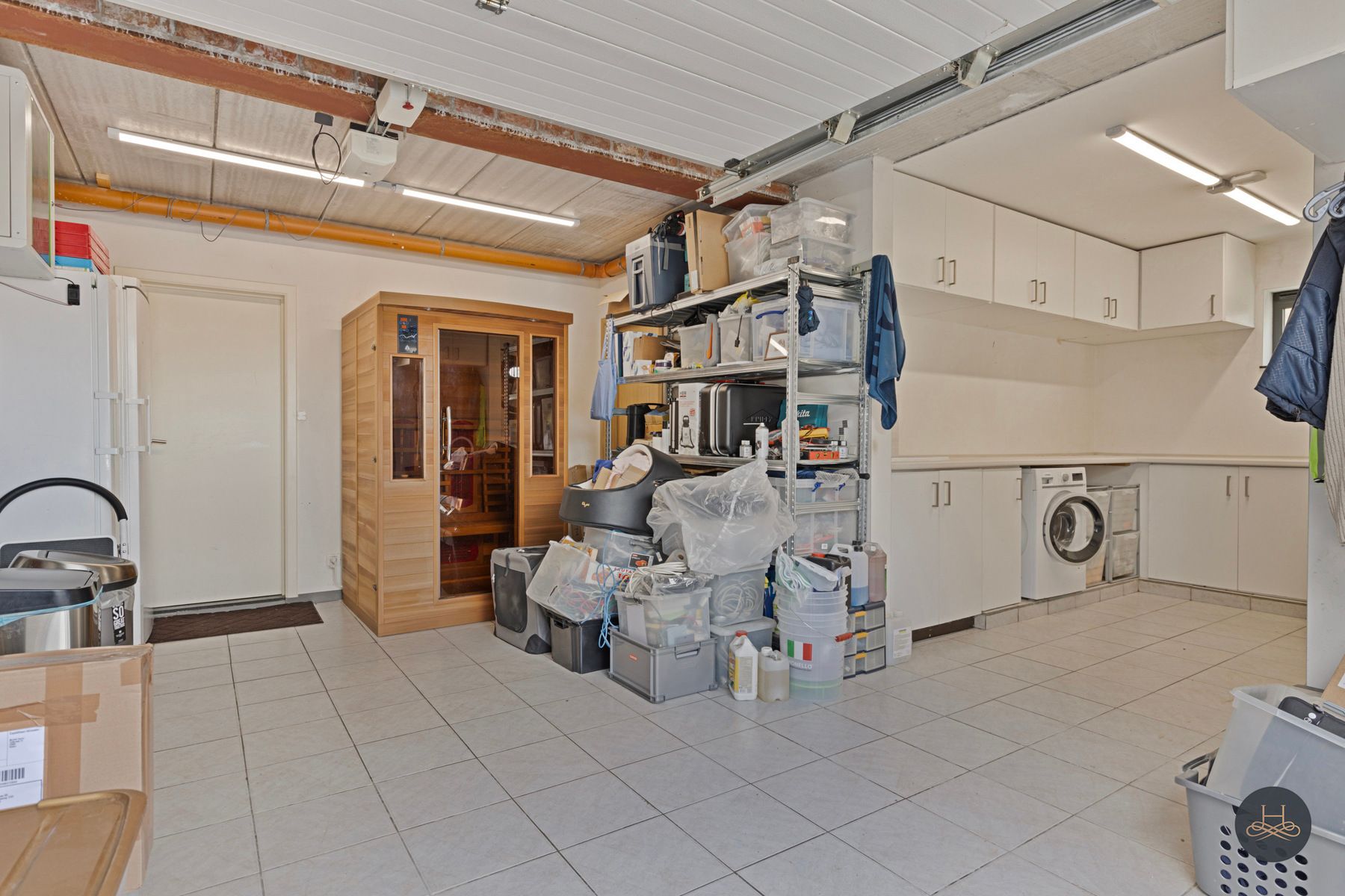 Ruime instapklare gezinswoning met zonnepanelen & airco foto 25