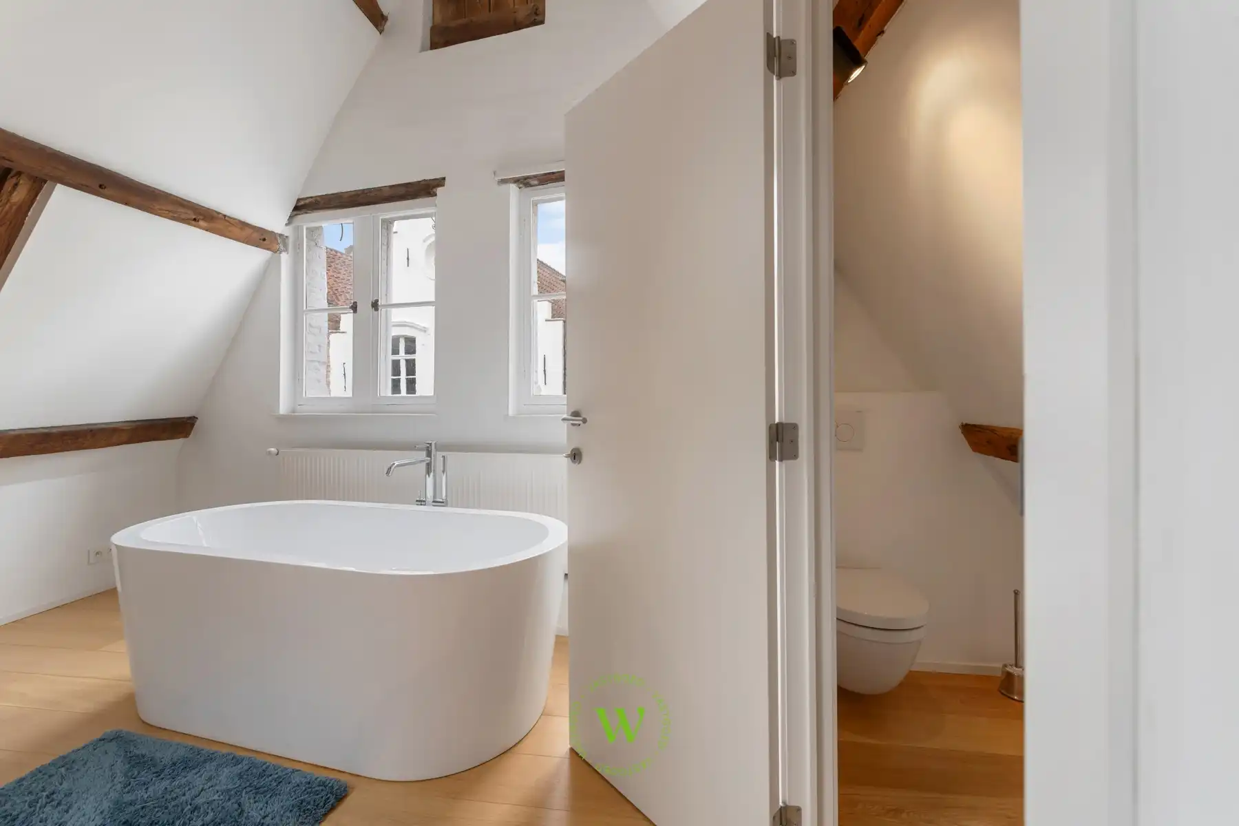 Unieke bel-étagewoning in het hart van Brugge. foto 21