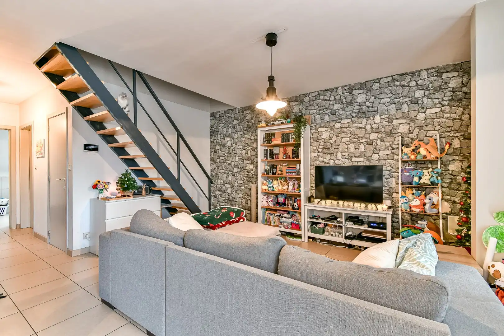 Duplexappartement met twee slaapkamers op rustige ligging in centrum Gistel foto 2