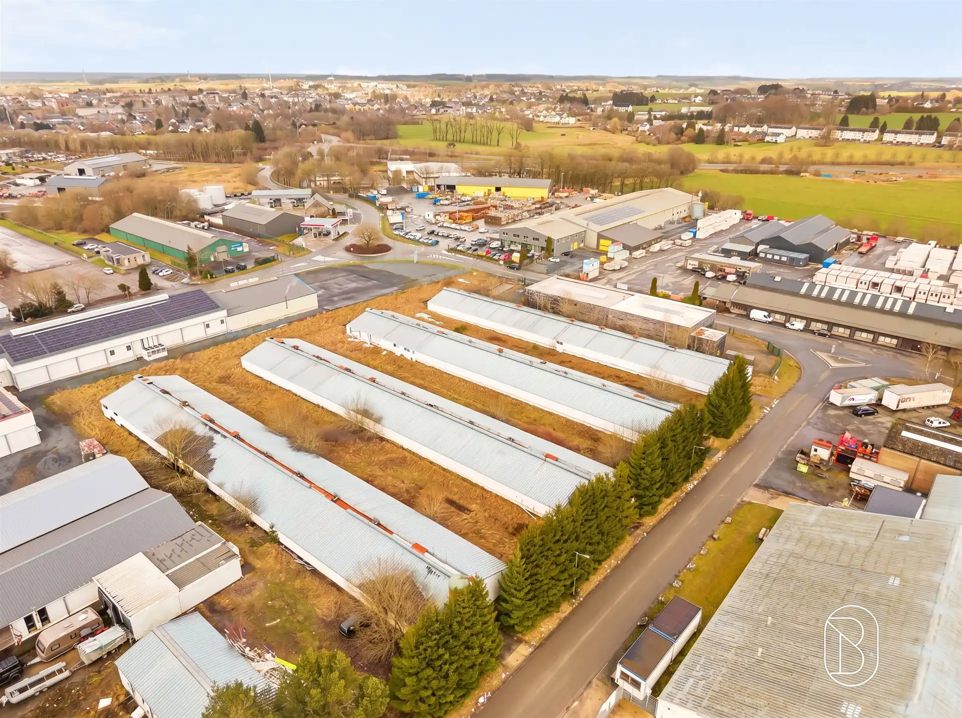 Industriegrond van 10.647m² met potentieel in Bastogne foto 4