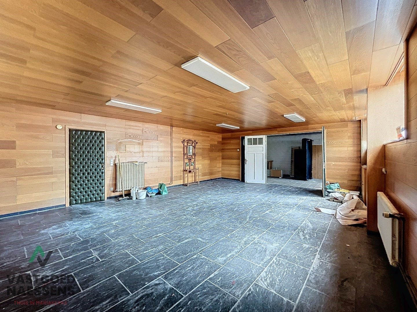 HOEKWONING MET 5 SLPK - INPANDIGE LOODS- GARAGE EN TERRAS foto 3