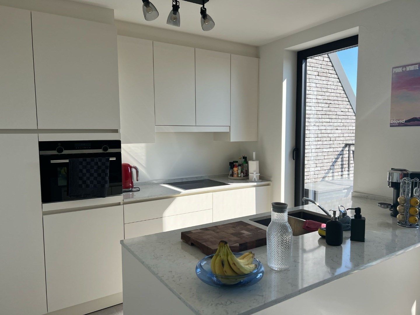 Recent appartement met groot zuid-gericht terras, staanplaats en drie kamers. foto 24