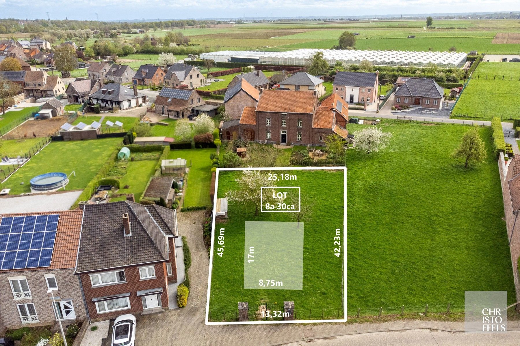 Bouwgrond voor open bebouwing (830m²) in rustige omgeving te Eigenbilzen! foto {{pictureIndex}}