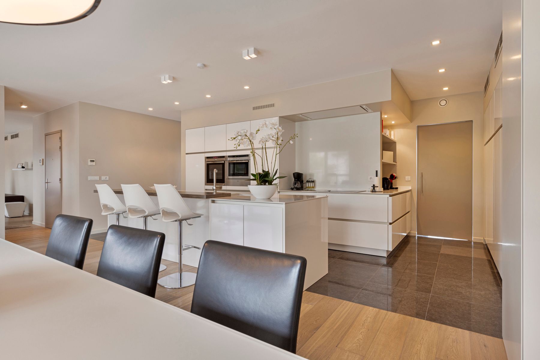 Recente penthouse met schitterende terrassen te MECHELEN foto 14