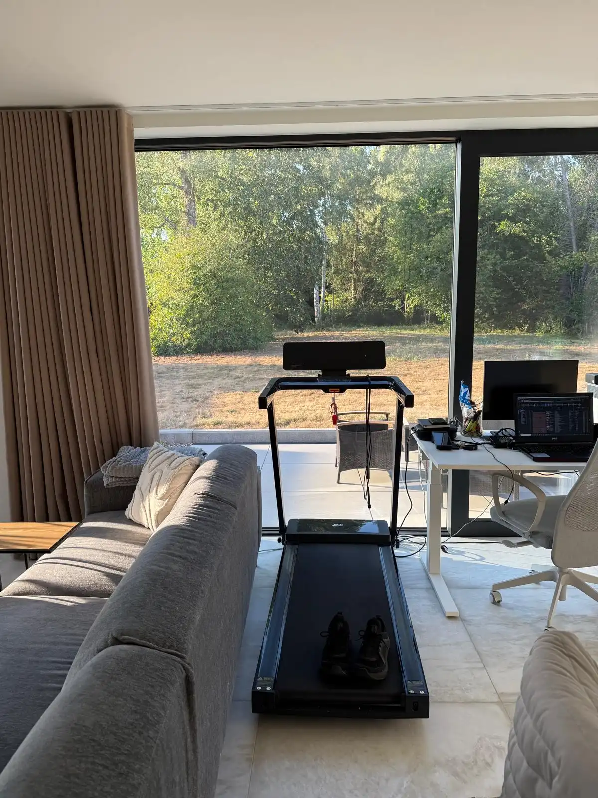 NIEUWBOUW moderne halfopen WONING Te huur foto 6