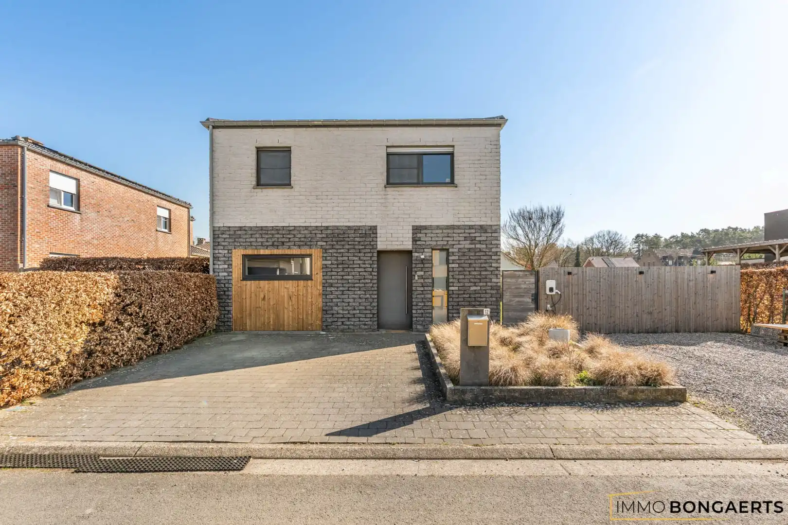 Energiezuinige woning met zwembad op rustige ligging in As foto 36