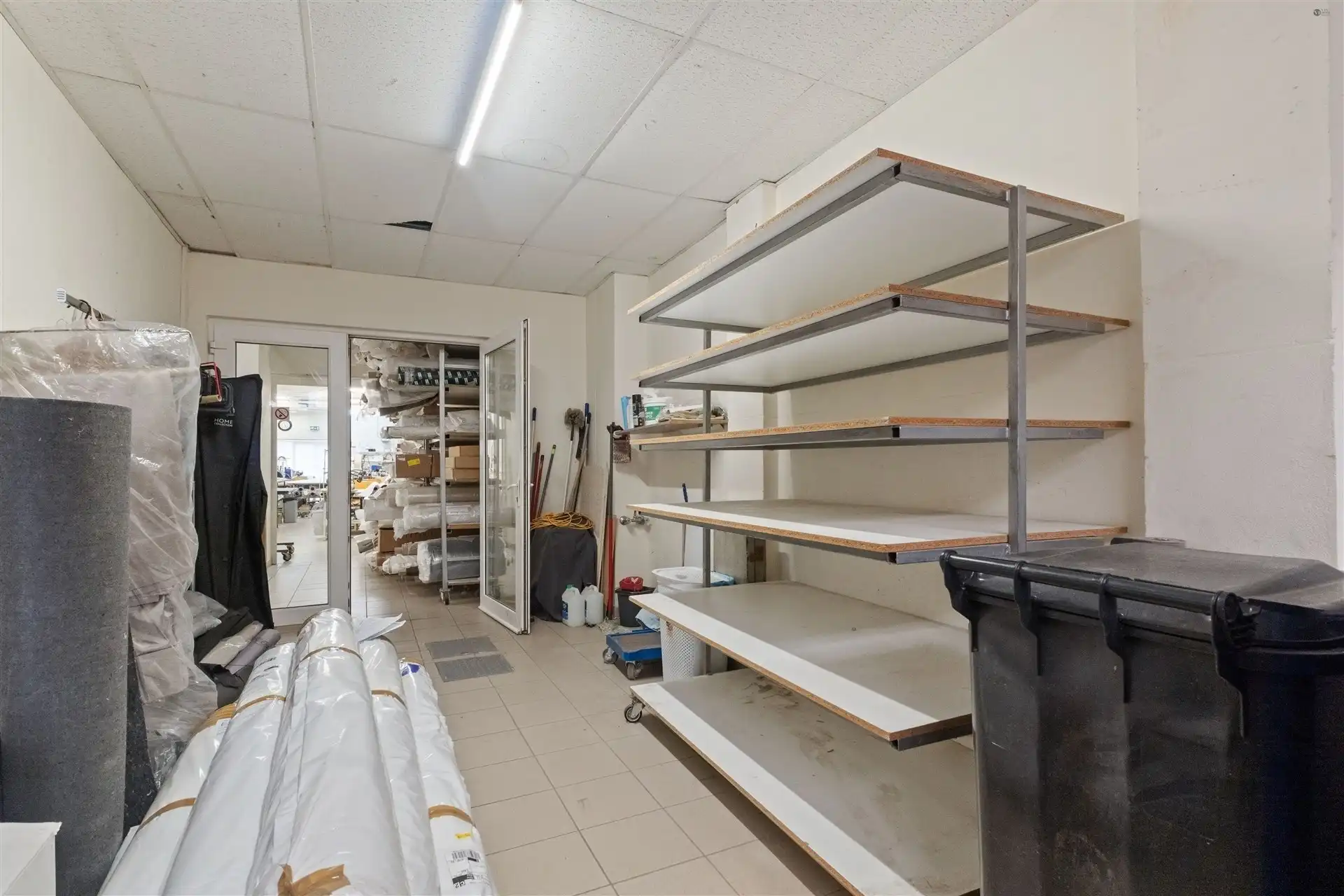 degelijk onderhouden atelier + woonst foto 5