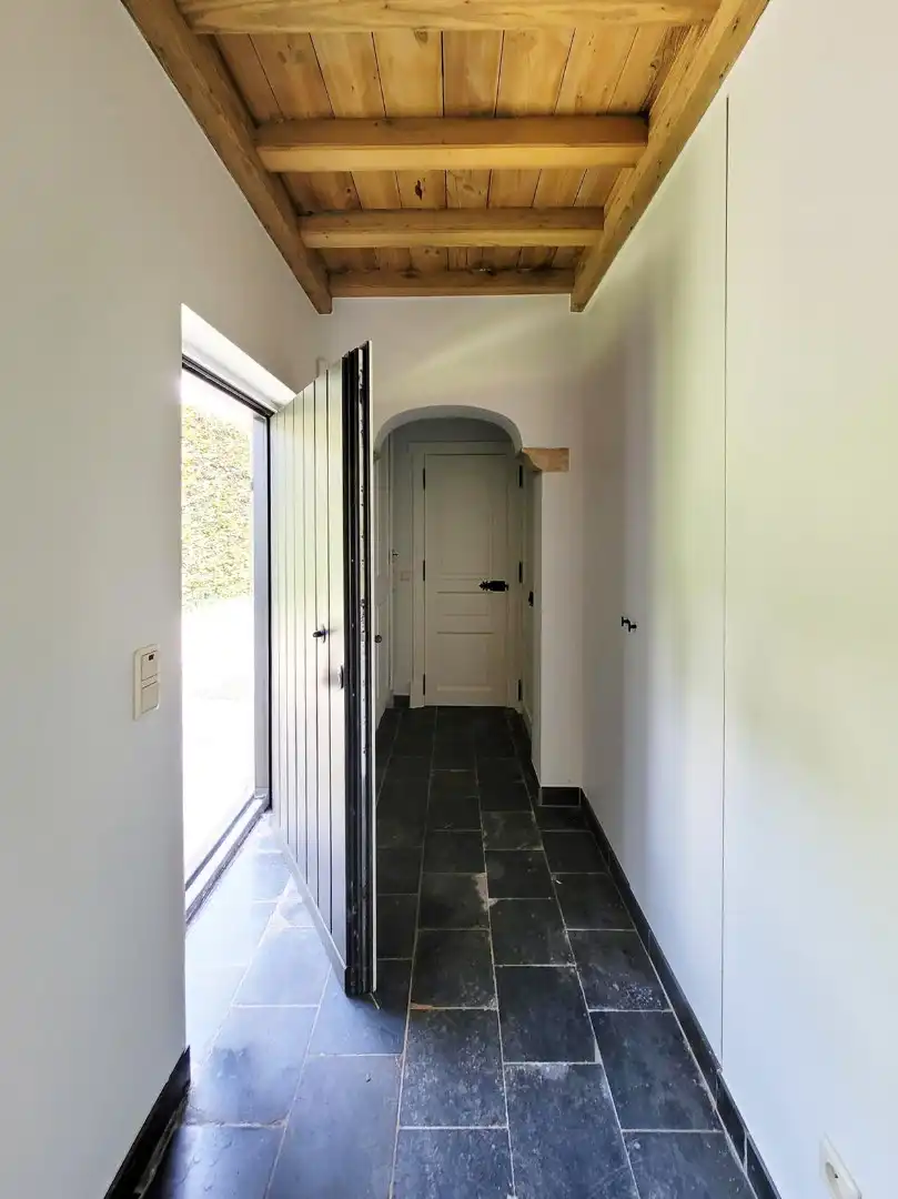 Vrijstaande woning met 2 slaapkamers (+ bureel) in groene omgeving nabij centrum Varsenare foto 12