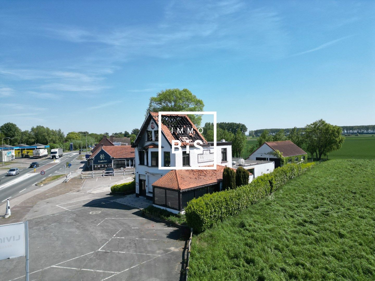 Zeer commercieel gelegen bouwperceel van 2.478 m² aan de grens met Sluis. foto 6