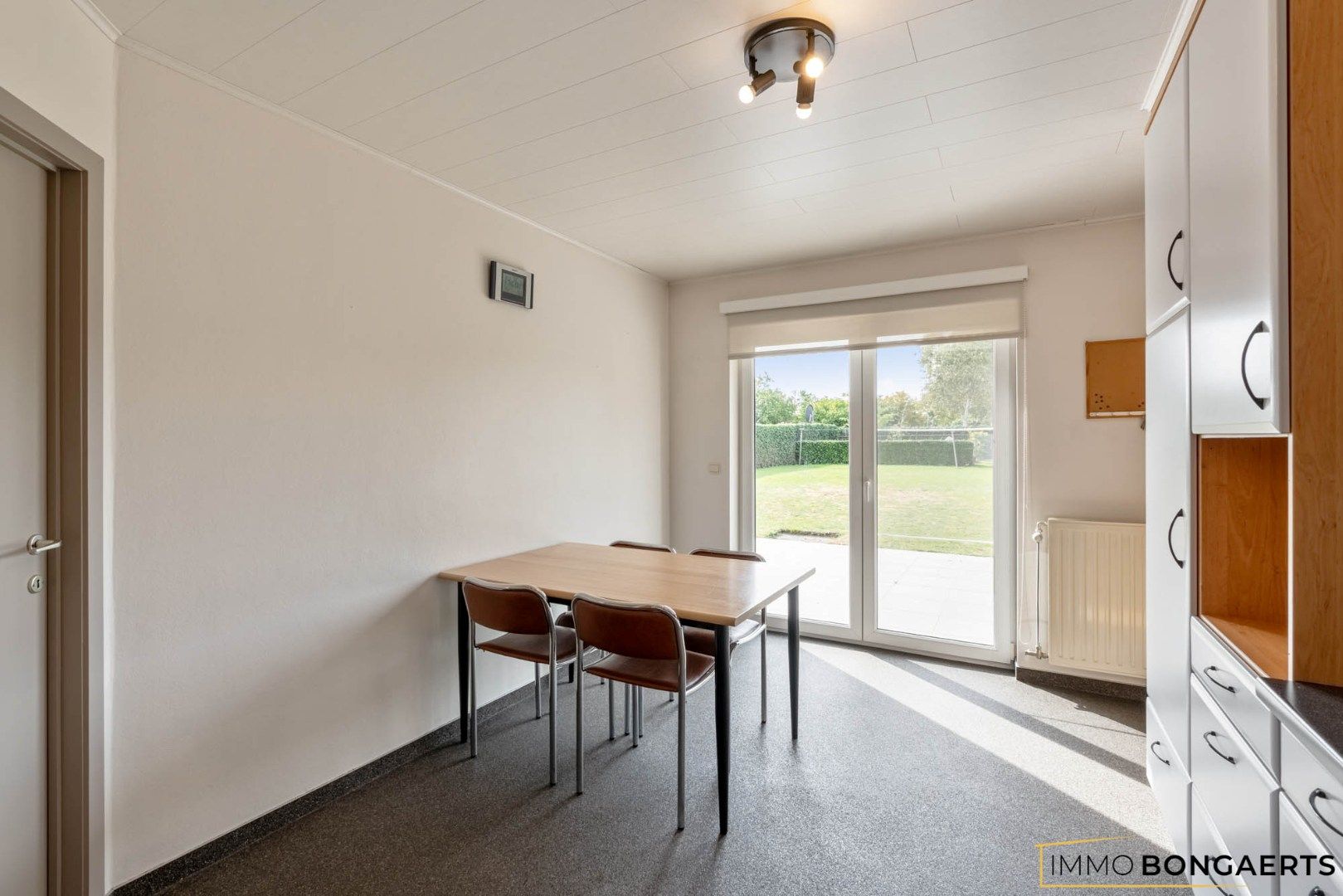 Ruime woning met 3 slaapkamers  foto 8