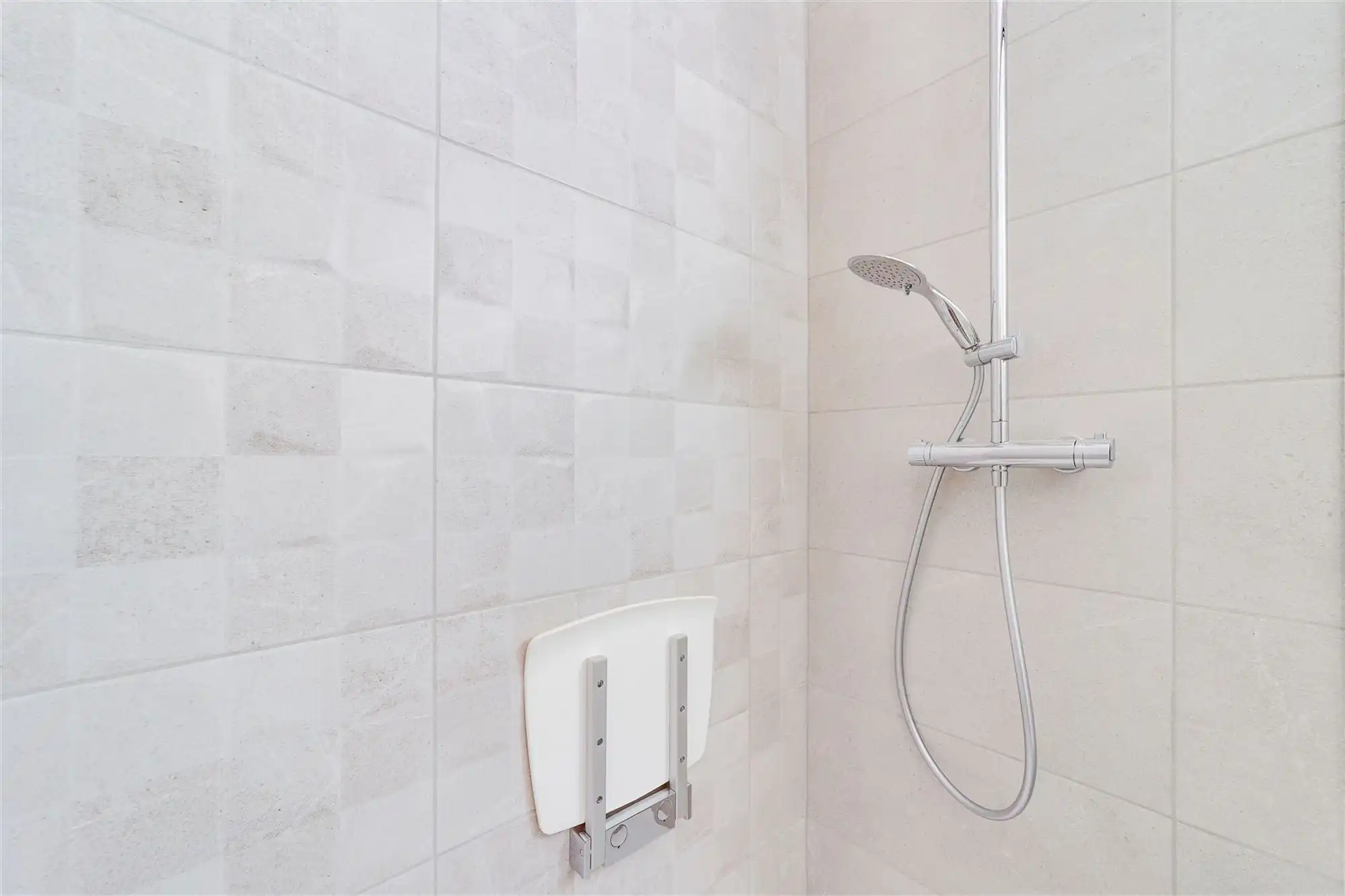 Volledig gerenoveerde (2025) studio aan het Operaplein foto 10