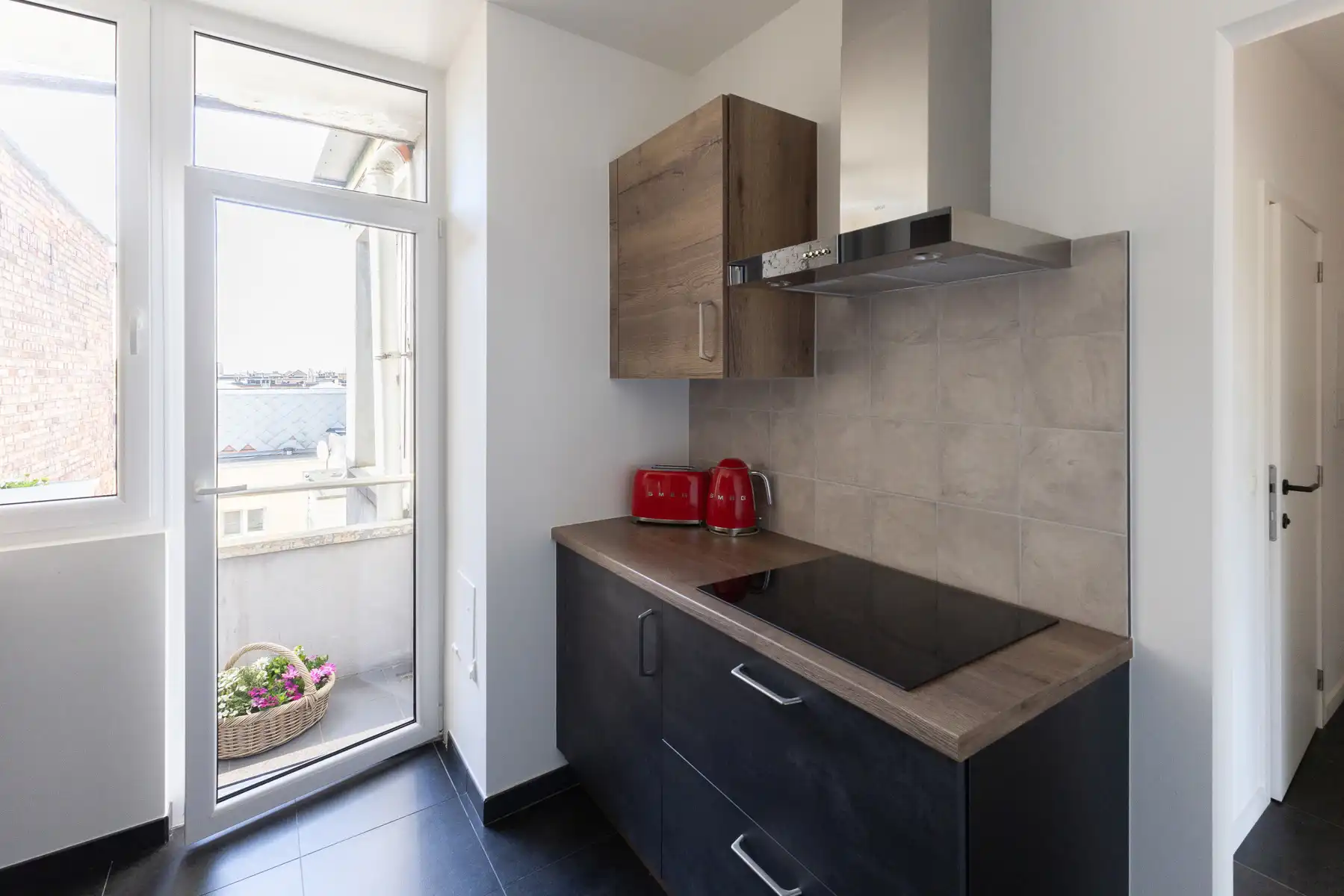  Instapklaar 1-slaapkamer appartement met terras foto 6