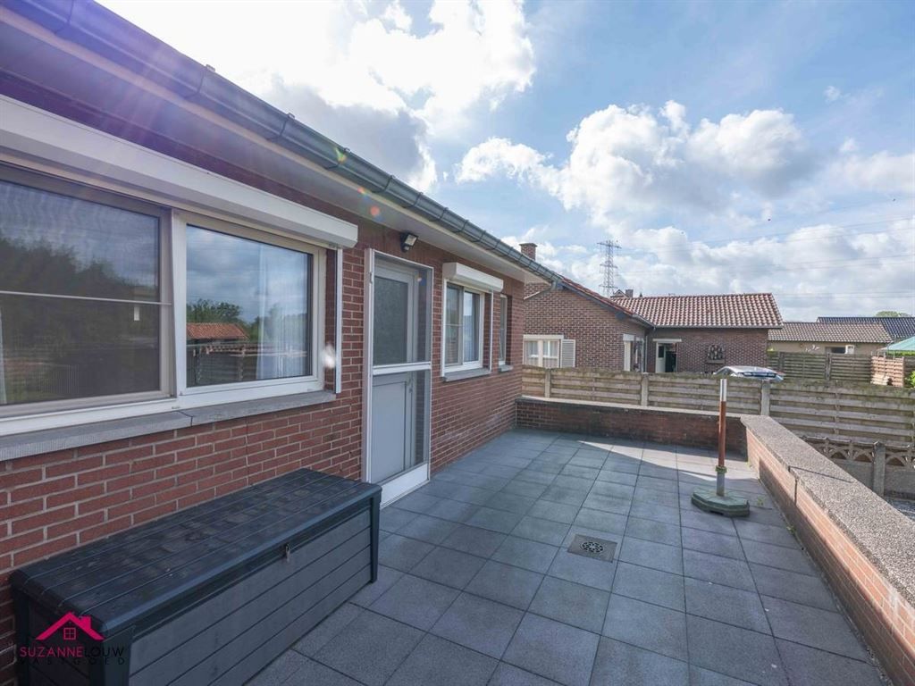 Zeer goed onderhouden splitlevel woning foto 8