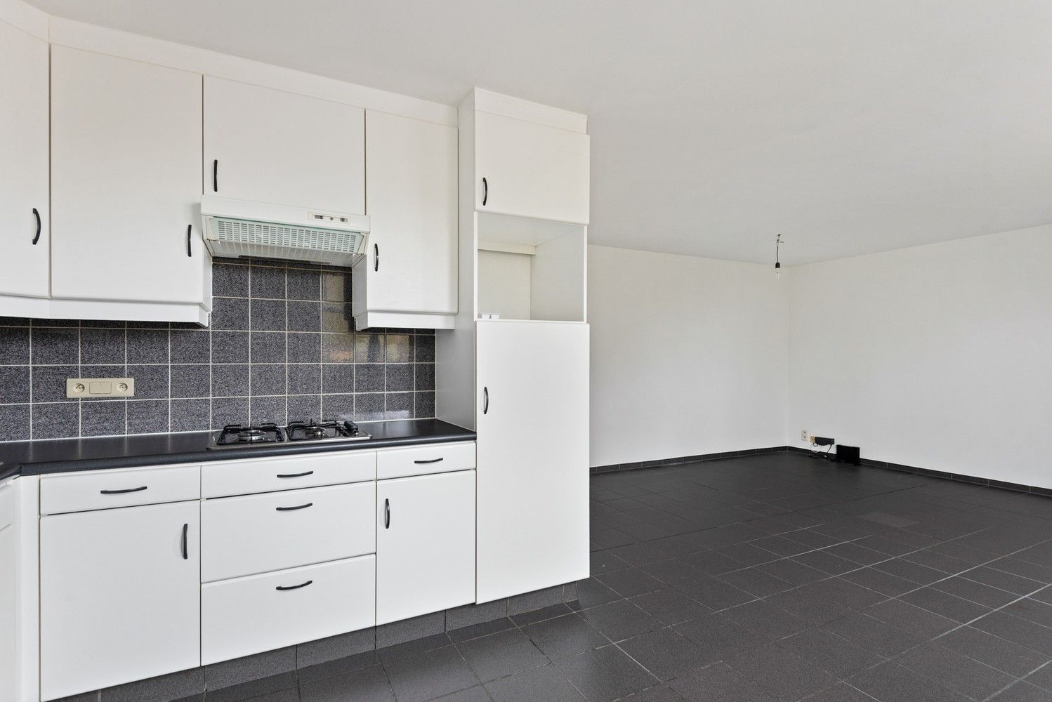 Leuk appartement met terras op gunstige locatie te Lint foto 7