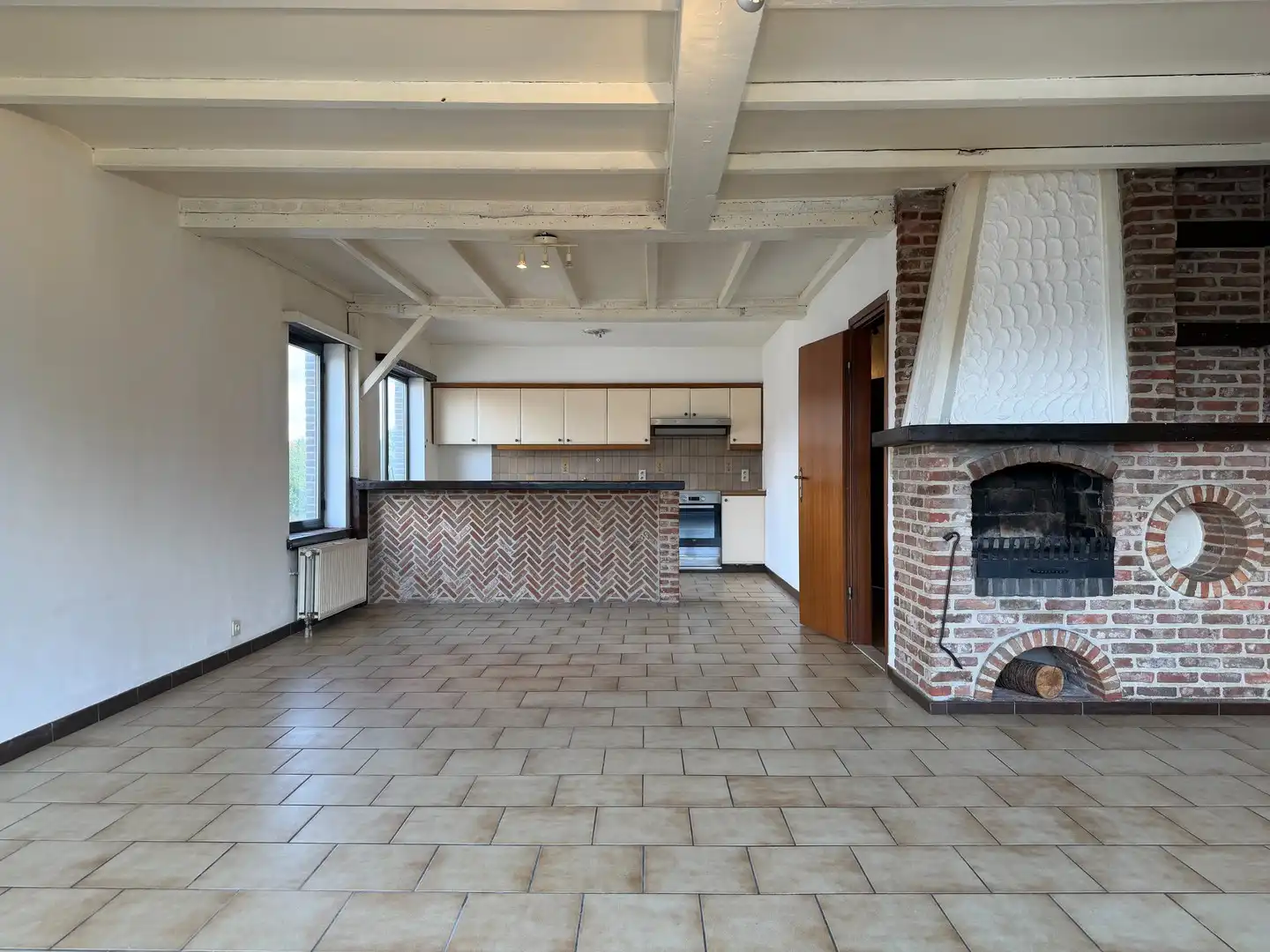 Ruim twee slaapkamer appartement foto 3