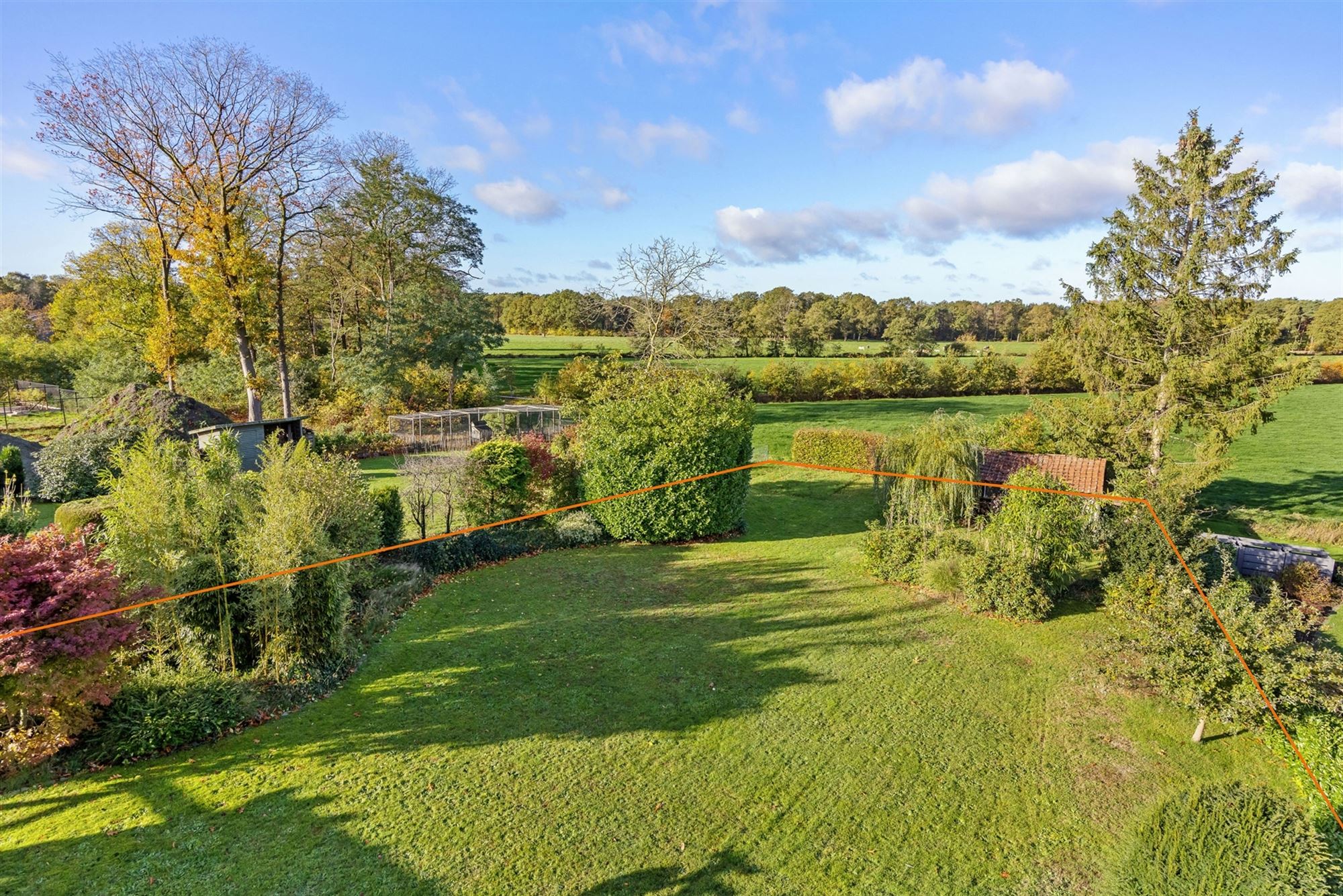 HEEL GOED ONDERHOUDEN WONING MET 3 SLAAPKAMERS UITERST RUSTIG GELEGEN OP EEN PERCEEL VAN 14A TE HEPPEN foto 33