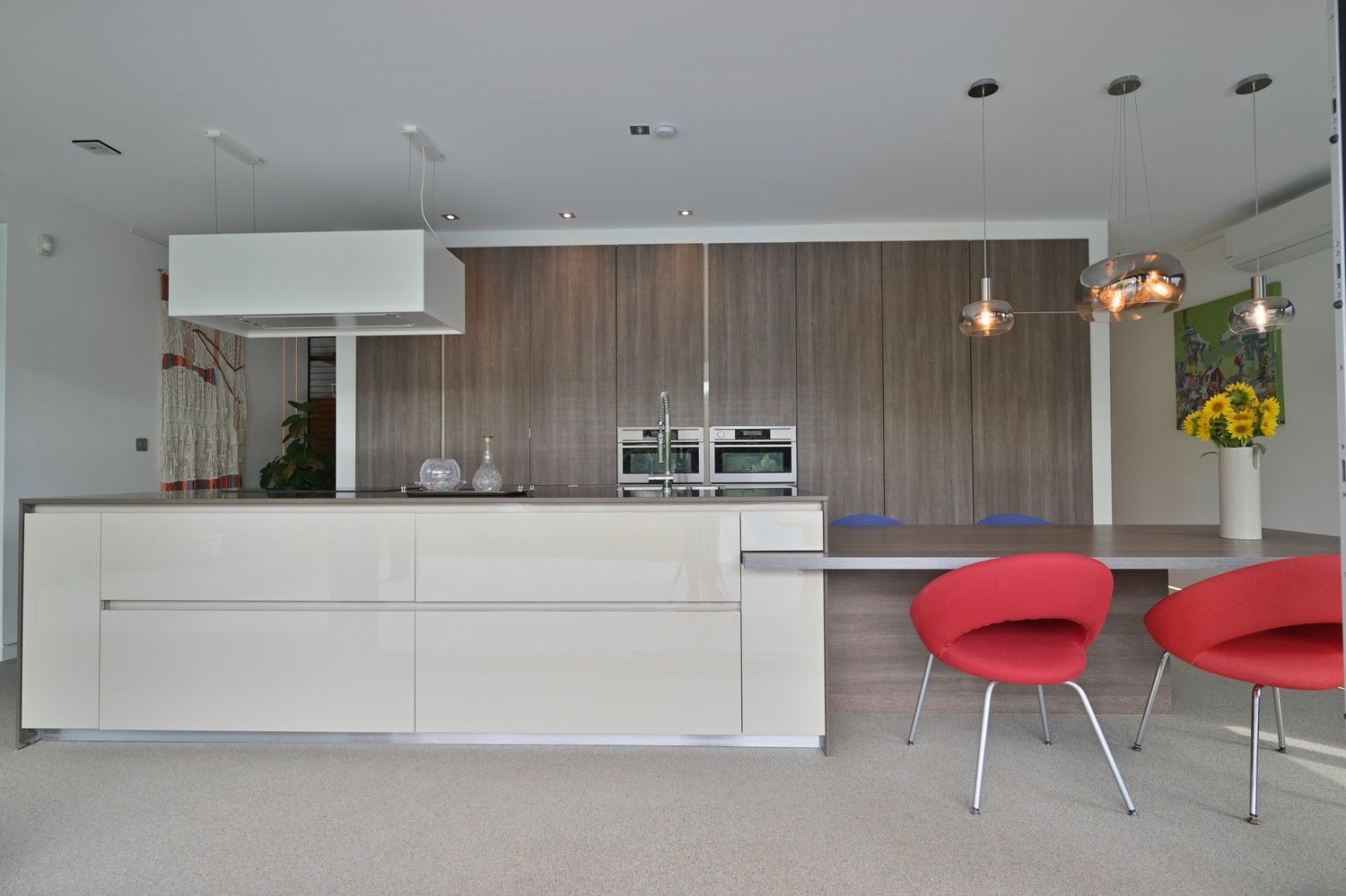 Moderne woning uit 2013 met 3 slaapkamers, 2 badkamers en buitenzwembad, gelegen in het mooie Meeswijk foto 15