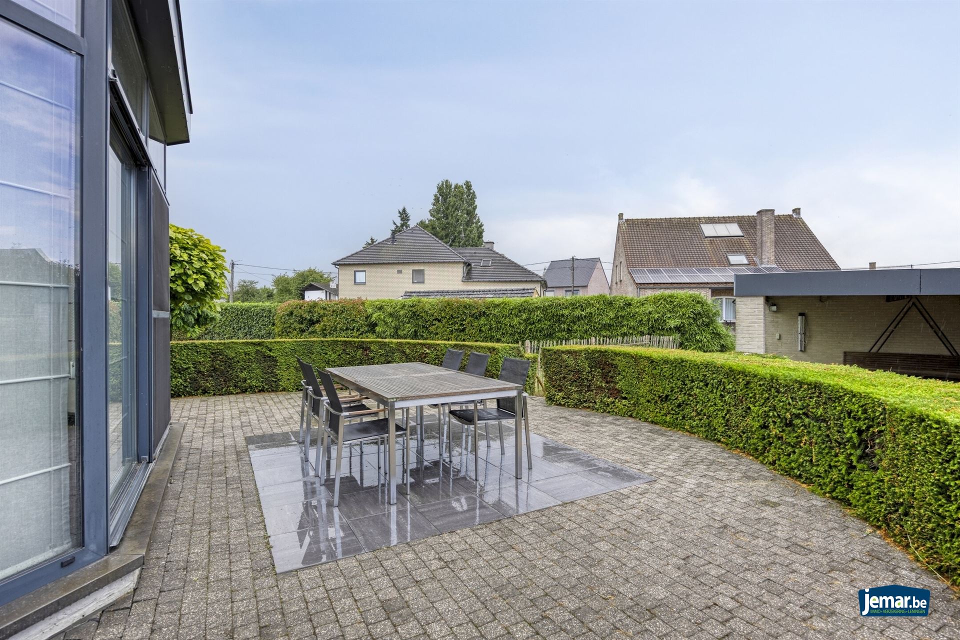 Ruime gezinswoning met 4 slaapkamers en 2 badkamers foto 42