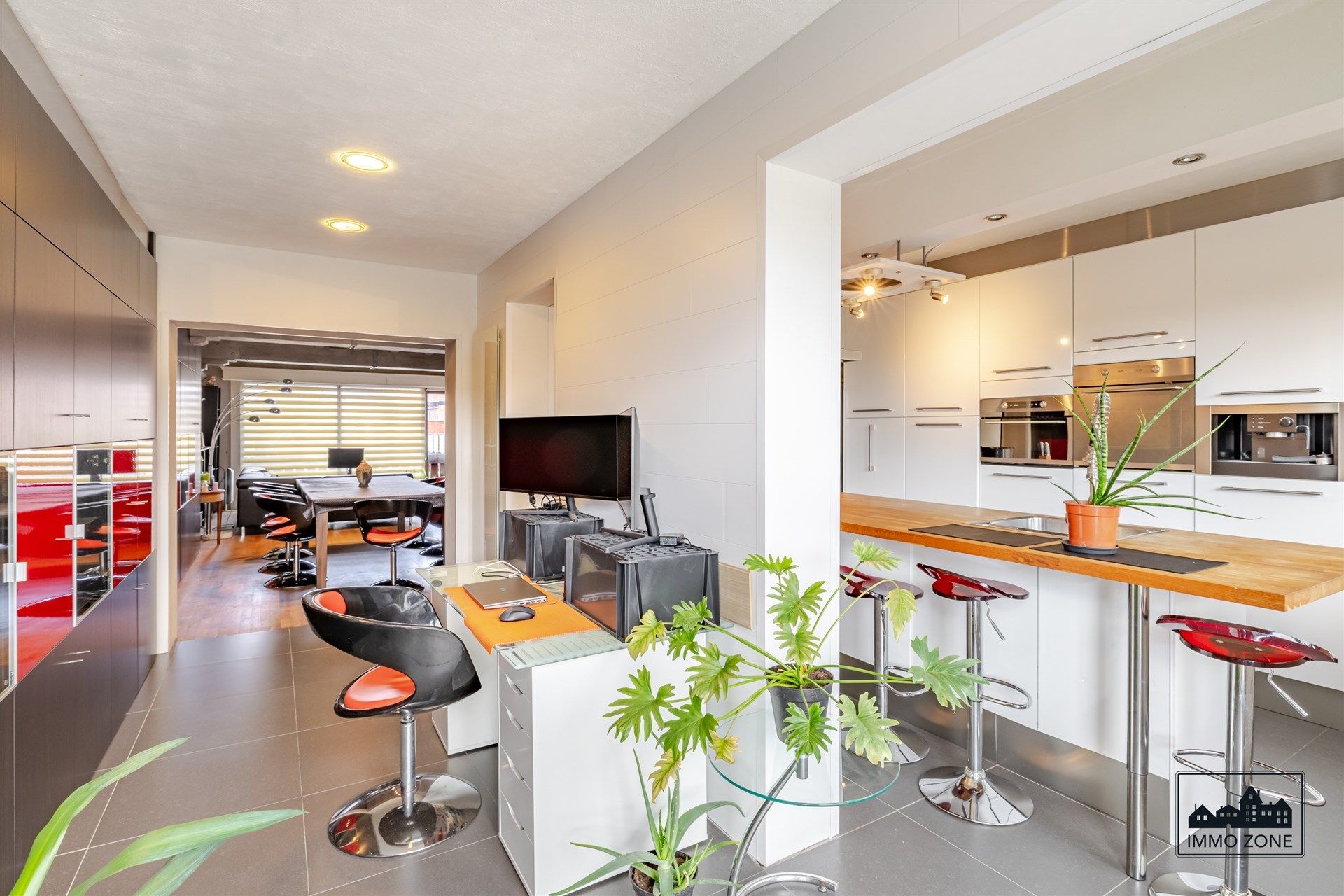 Instapklare woning met 3 slks op topligging foto 8