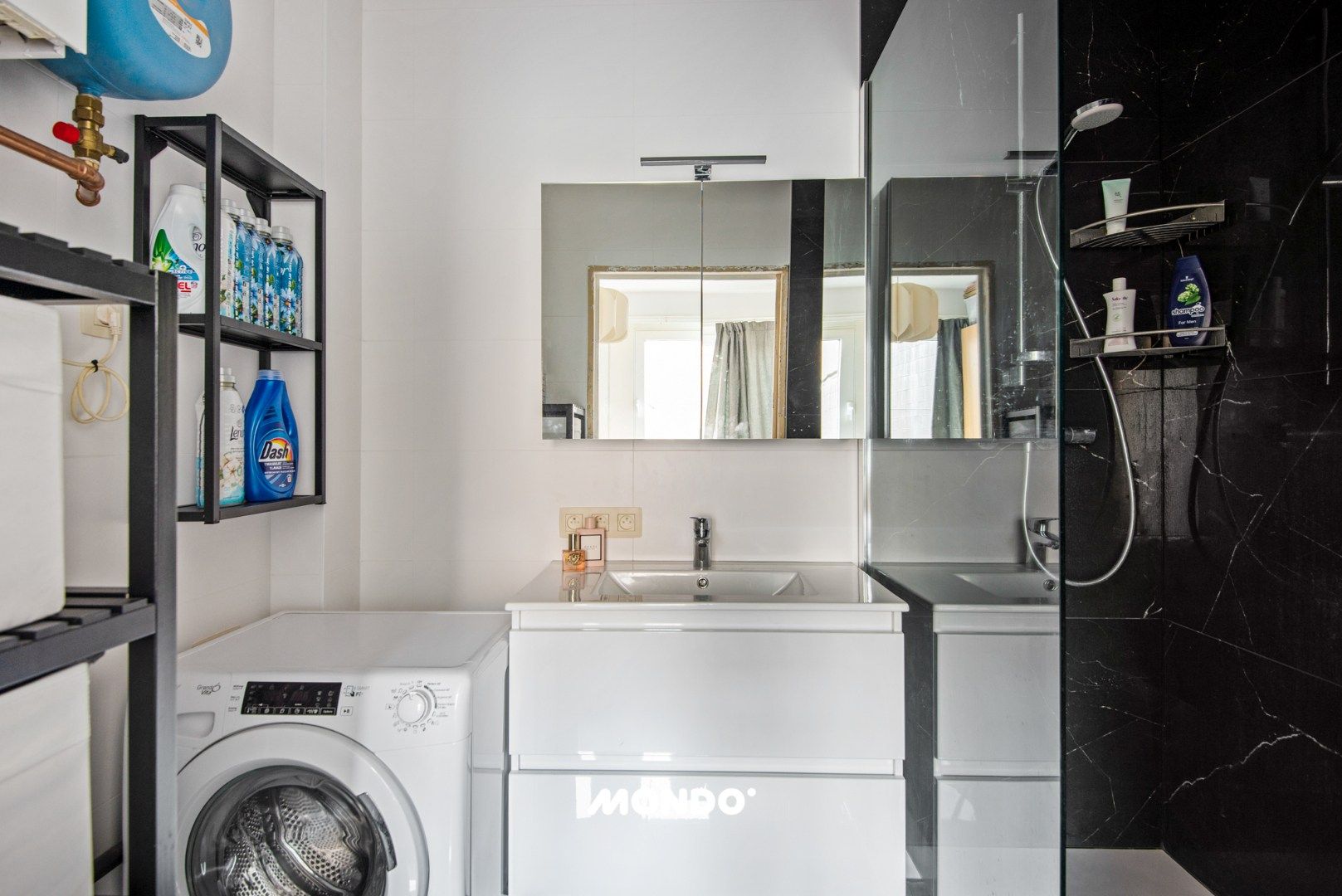 Instapklaar en energiezuinig appartement in hartje Wilrijk foto 10