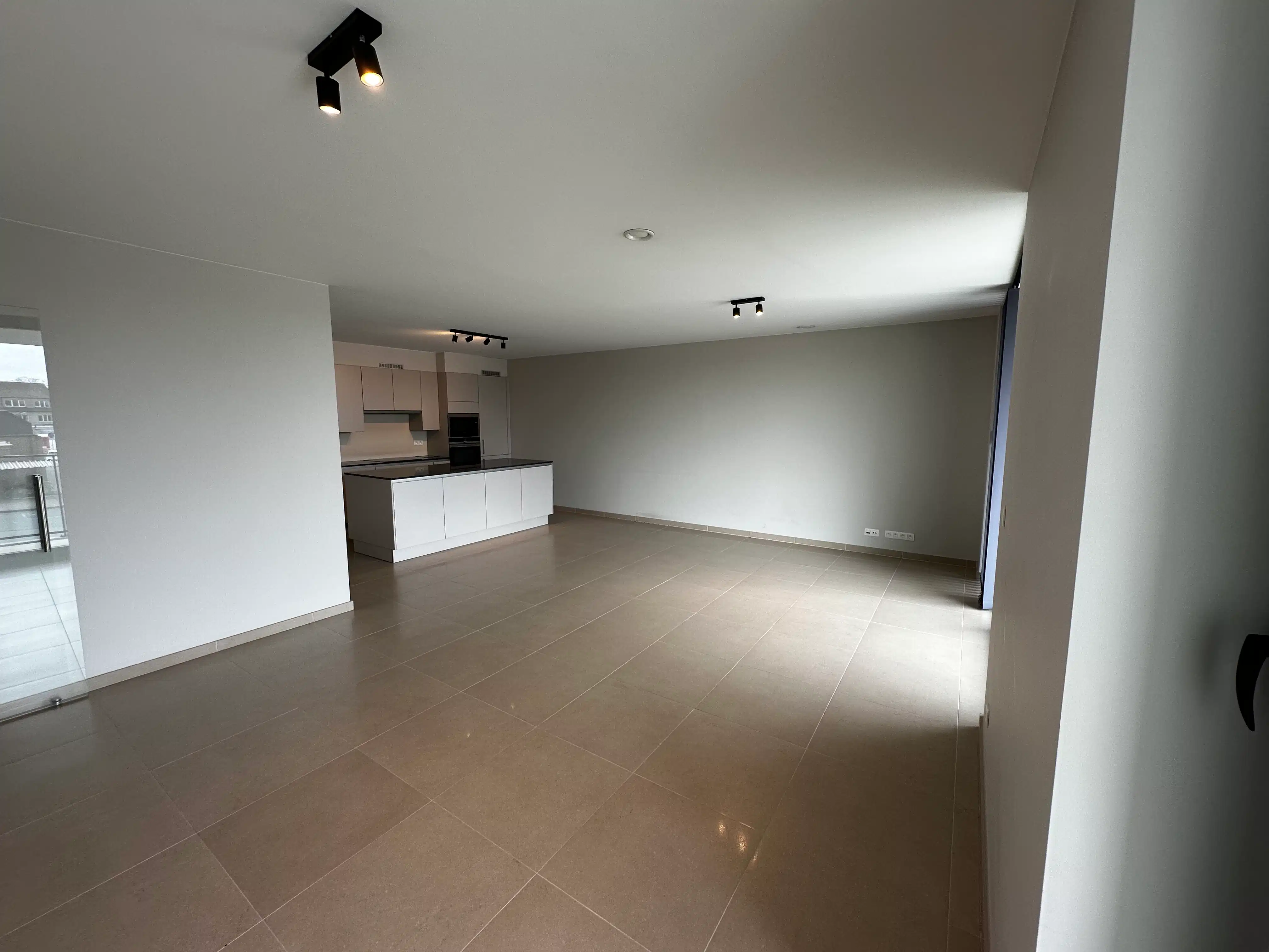 Recent één slaapkamer appartement in centrum van Aalter foto 6