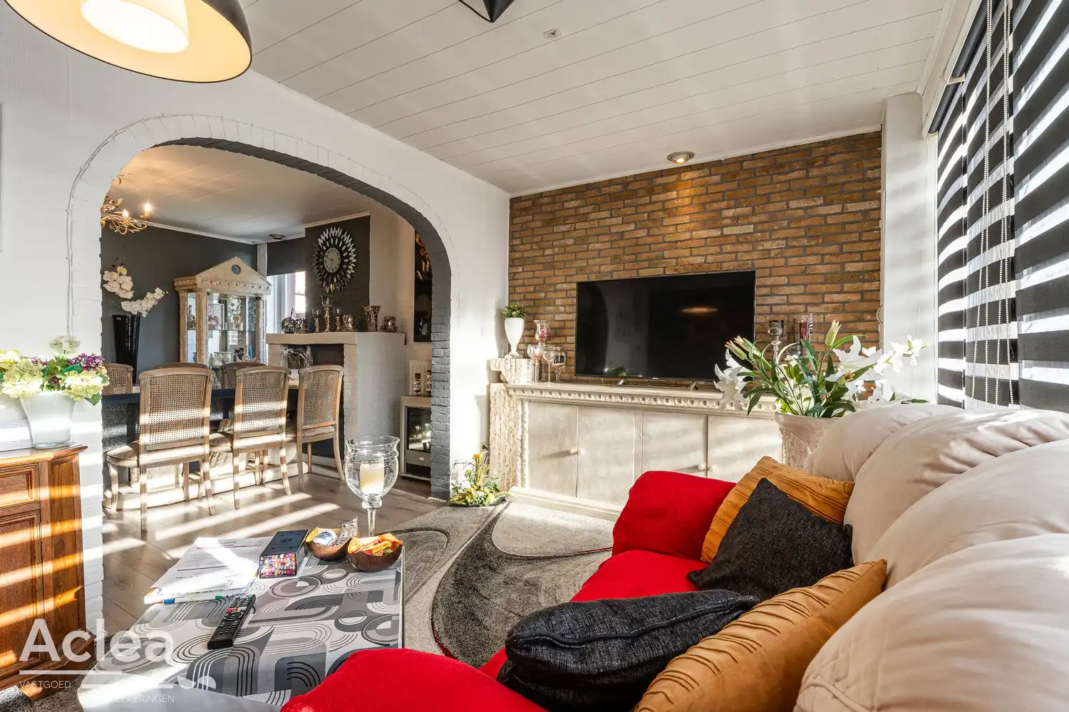Halfopen woning met 3 slaapkamers, garage en leuke tuin in Sleidinge foto 8