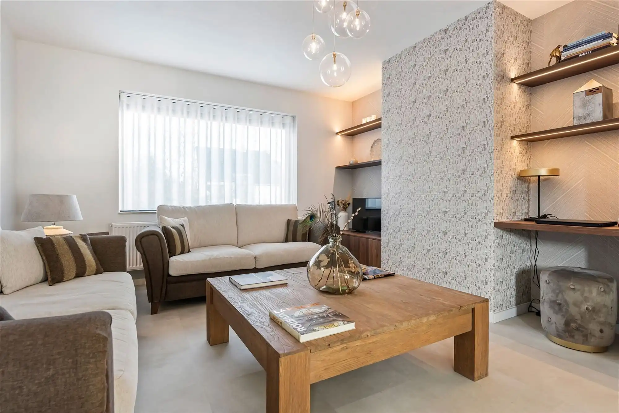 COMPLEET GERENOVEERDE WONING OP PERCEEL VAN BIJNA 9 ARE VLAK BIJ ZOLDER CENTRUM, OMGEVEN DOOR GROEN. foto 3