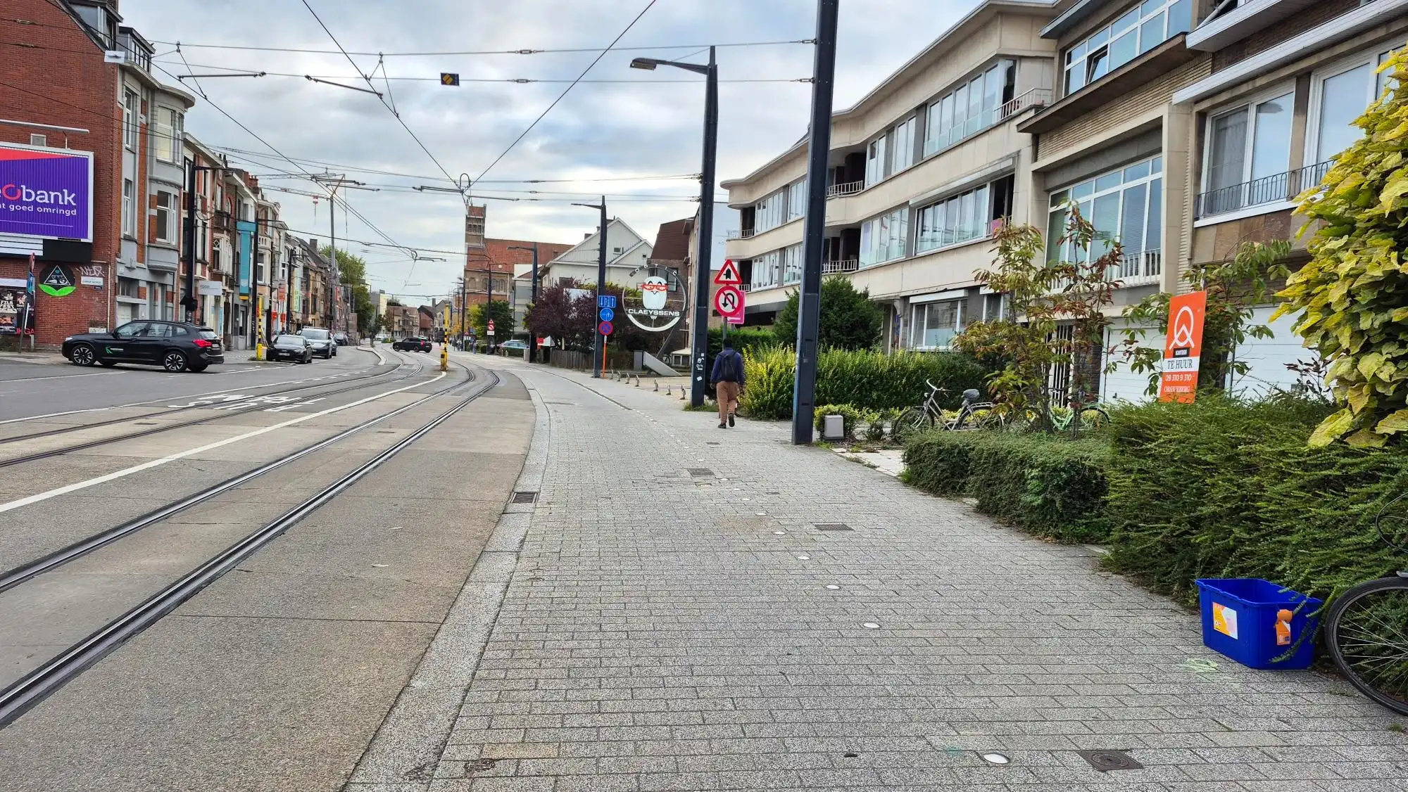 Garage + staanplaatsen onmiddellijk aan in/uitgang Gent Sint-Pieters. foto 6