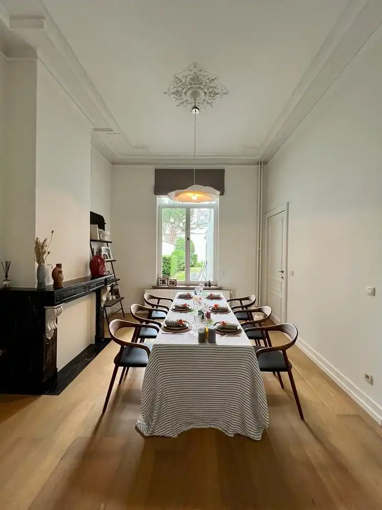 Exclusief herenhuis met tuin gelegen aan de Coupure foto 5