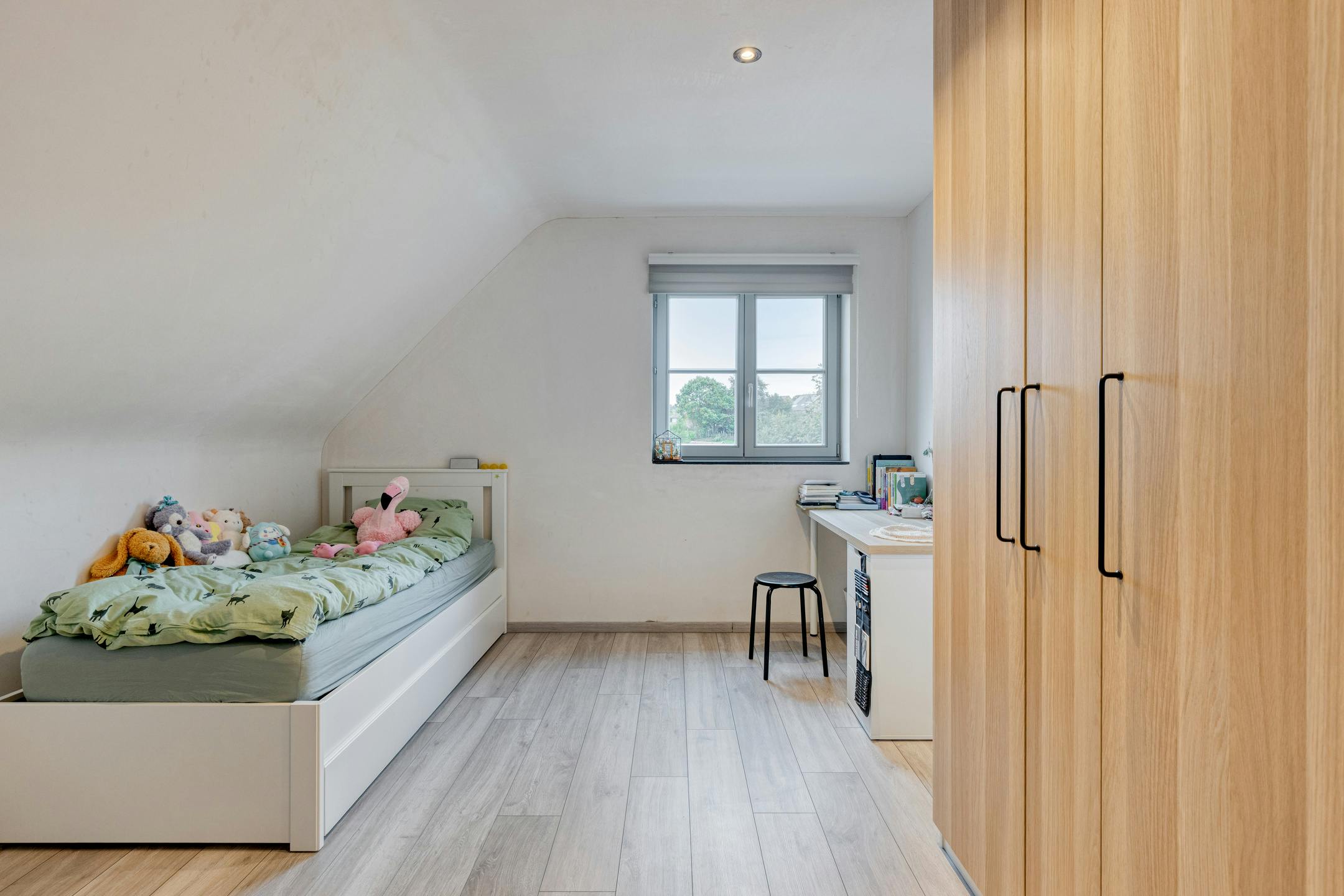 Recente halfopen woning te koop in Rozebeke (Zwalm) foto 11