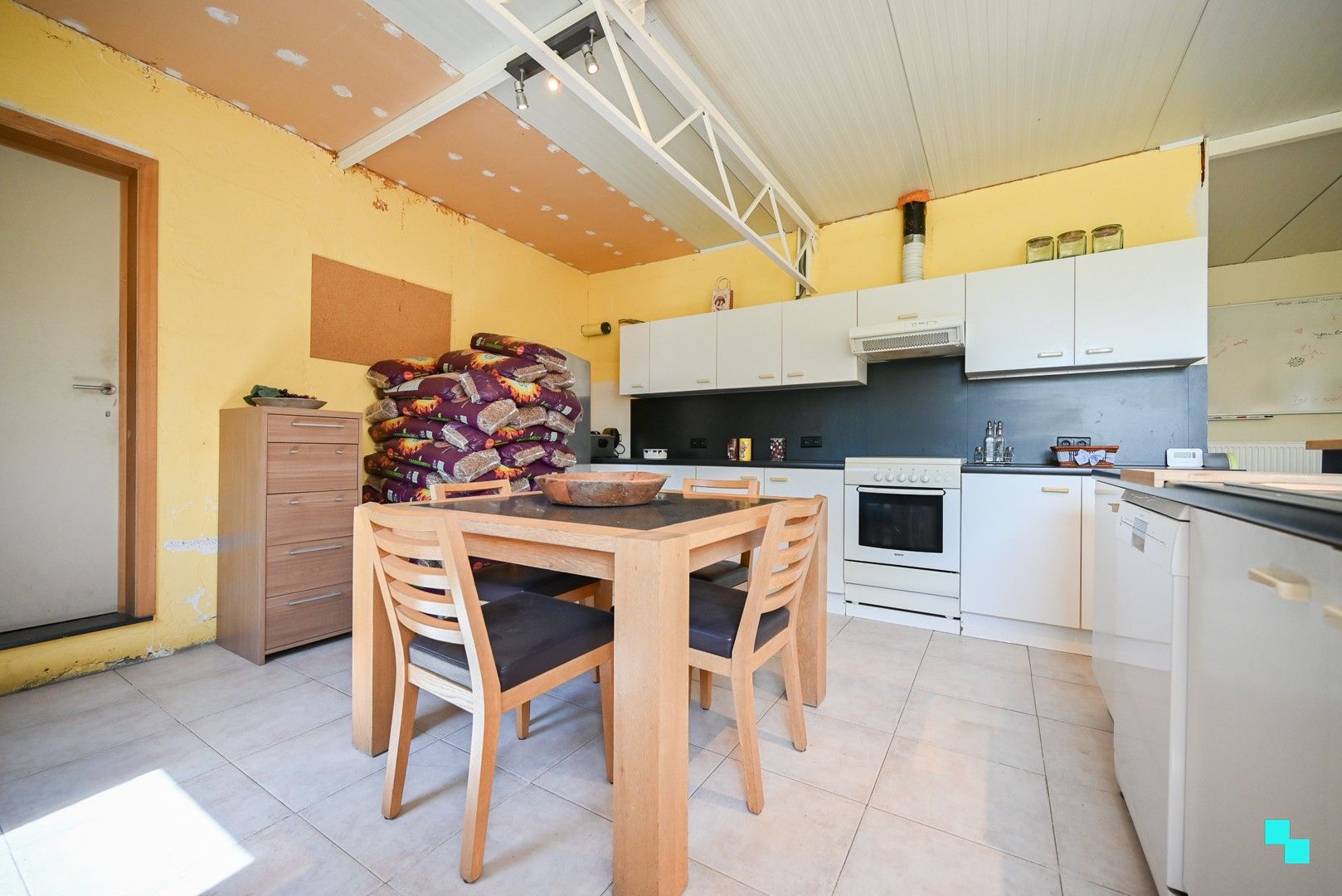 Verrassend ruime (kangoeroe)woning op de Mol te Izegem foto 18