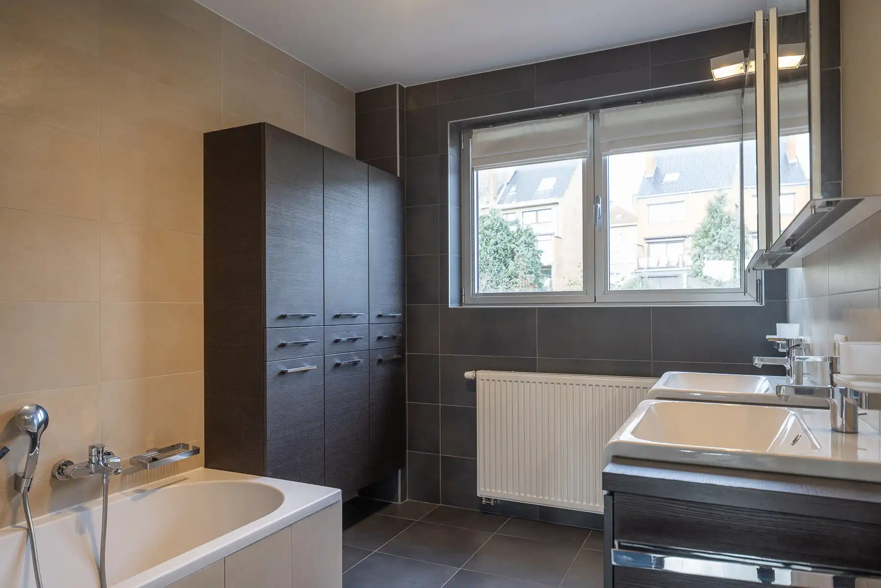 Woning met verzorgde tuin foto 13