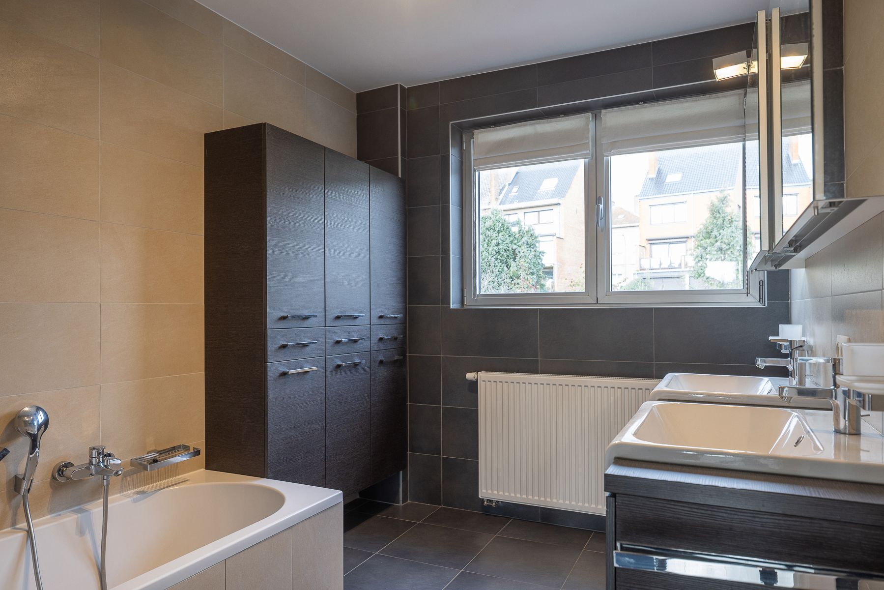 Woning met verzorgde tuin foto 13