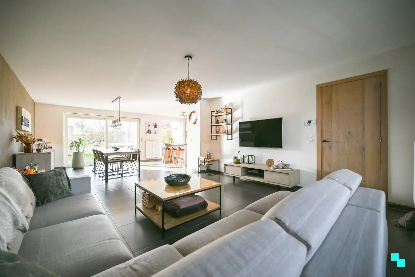 Instapklare, energiezuinige halfopen bebouwing in Oostrozebeke foto 2