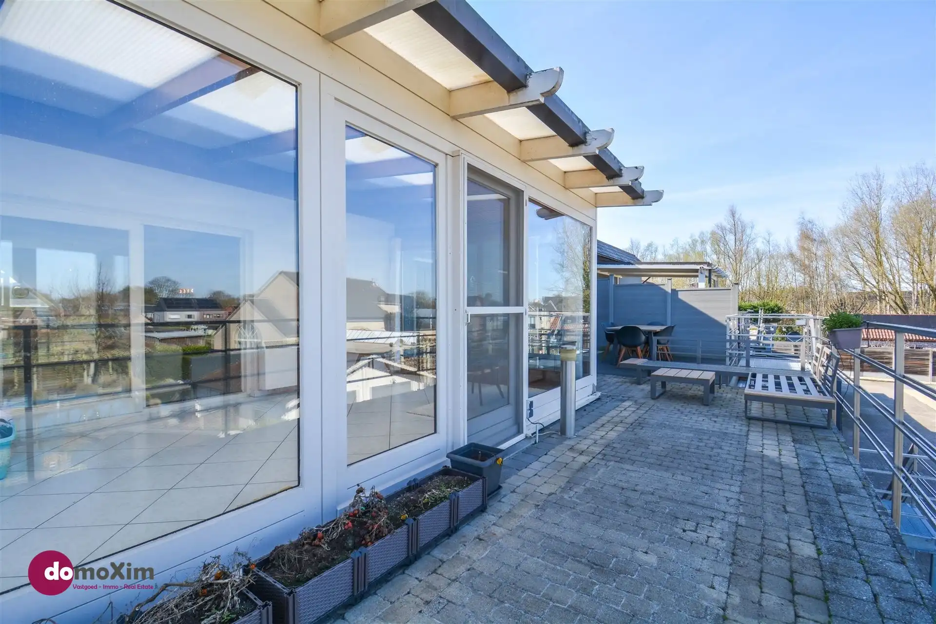 Ruim appartement met 2 slaapkamers en uitzonderlijk terras foto 16