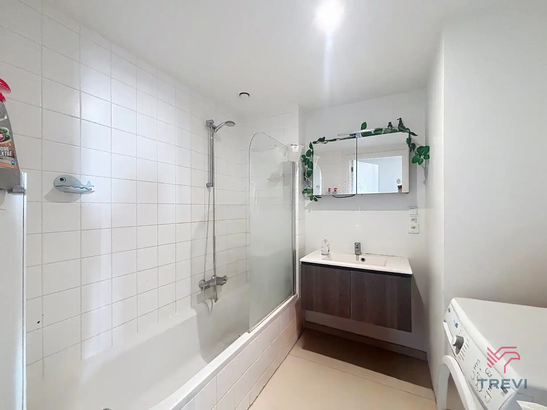 Mooi ongemeubileerd appartement met 1 slaapkamer foto 3