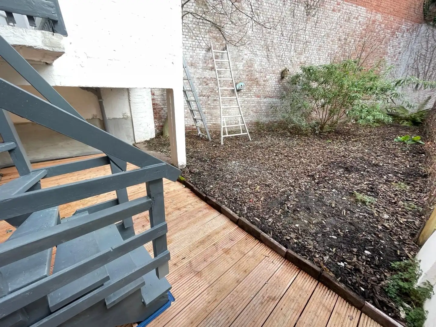 VERHUURD APPARTEMENT foto 2