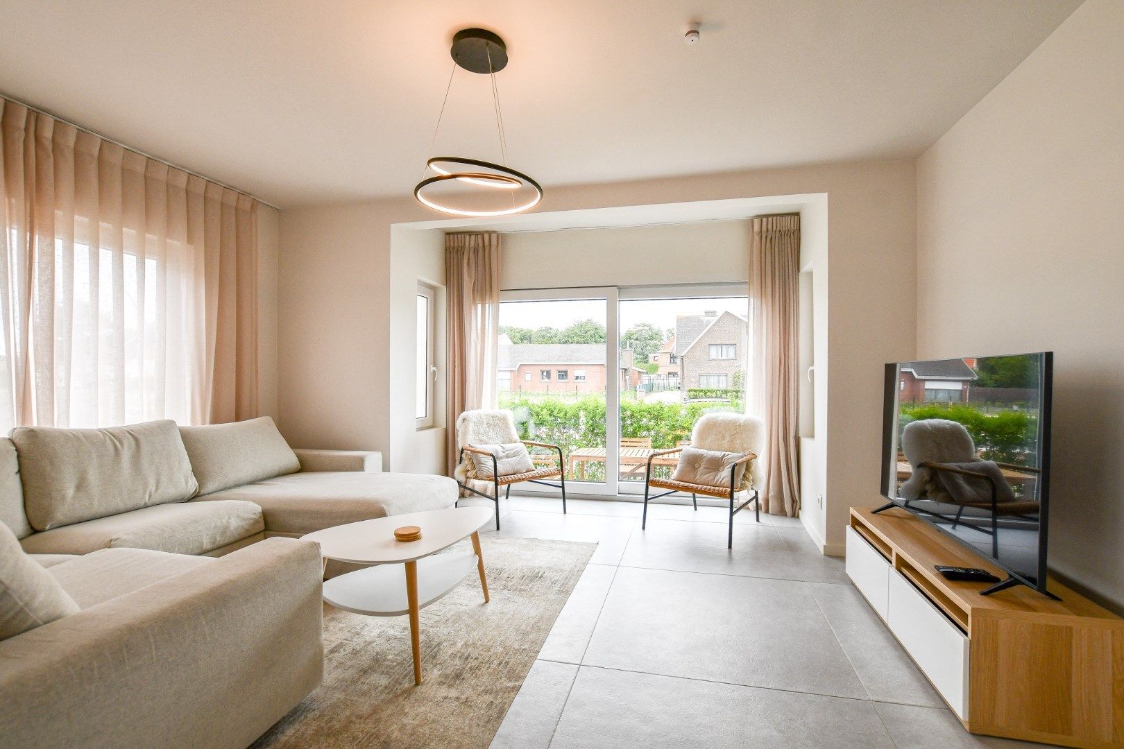 Stijlvol wonen aan zee – energiezuinige woning op topligging in Wenduine foto 14