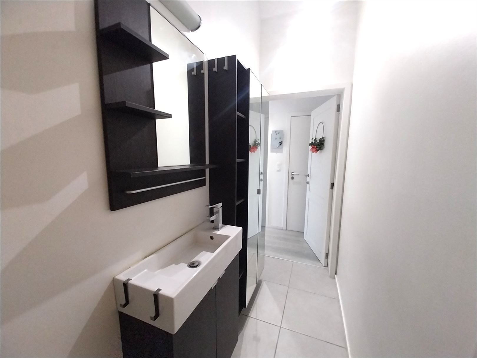 TE HUUR: Gemeubeld dakappartement met 2 slaapkamers te Heusden! foto 15