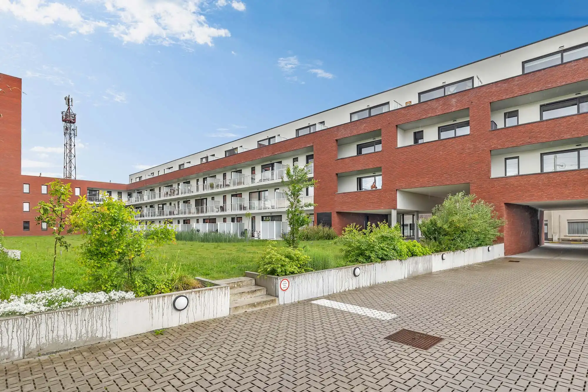 Energiezuinig tweeslaapkamer appartement met autostaanplaats foto 11