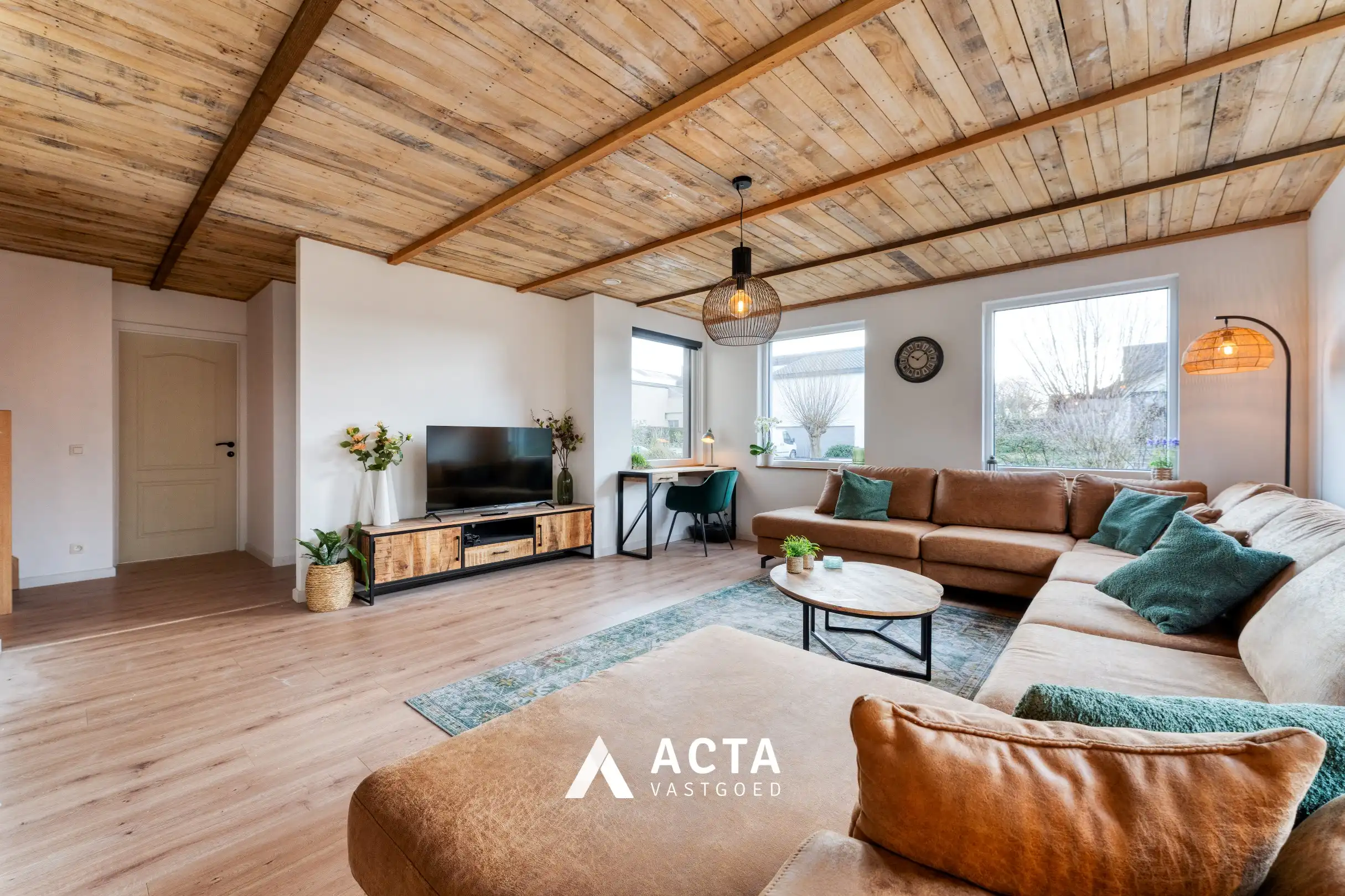 Gerenoveerde villa met vier slaapkamers in de Vicognewijk! foto 6