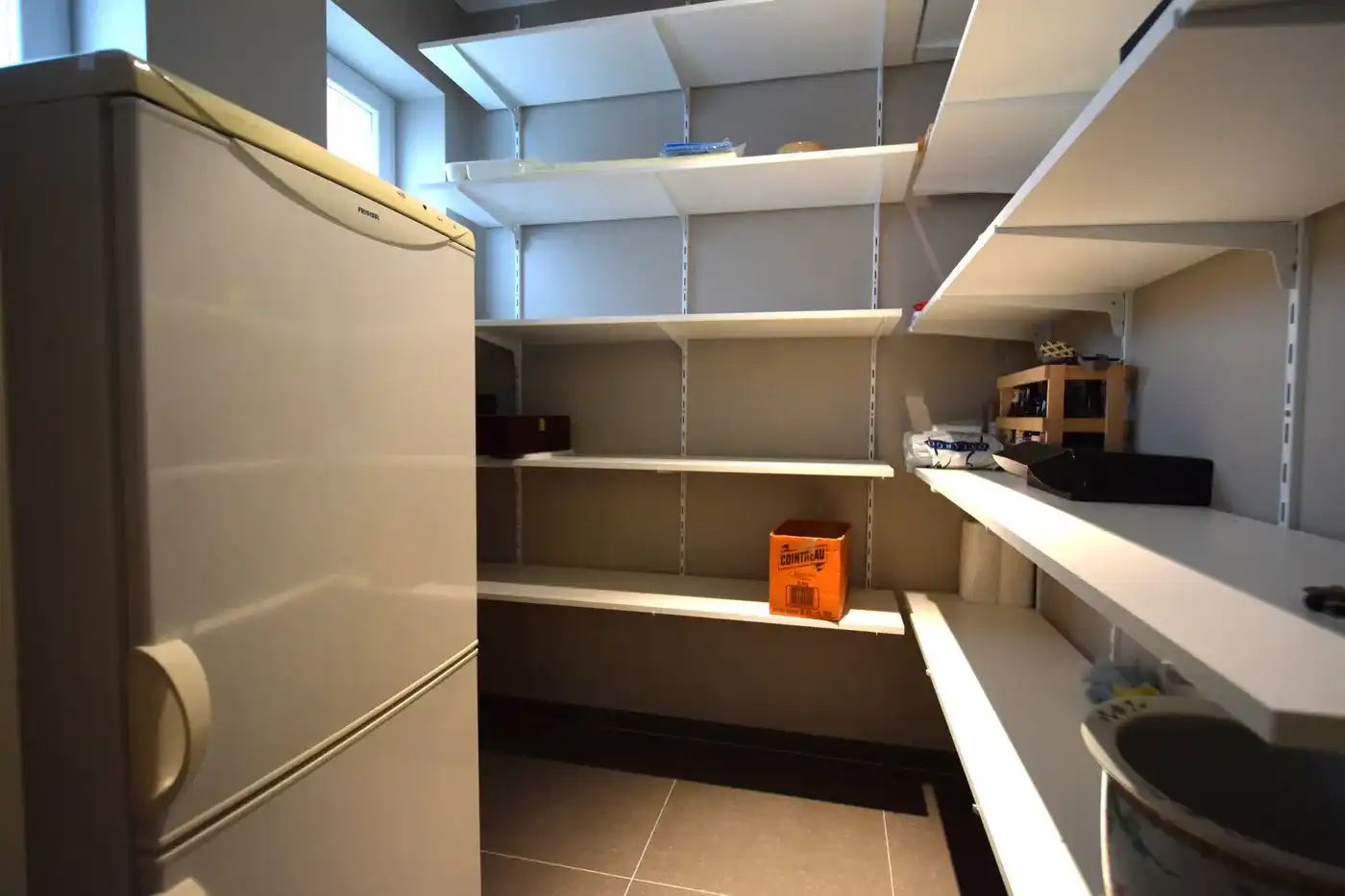 Gelijkvloers appartement met 2 slaapkamers  foto 14