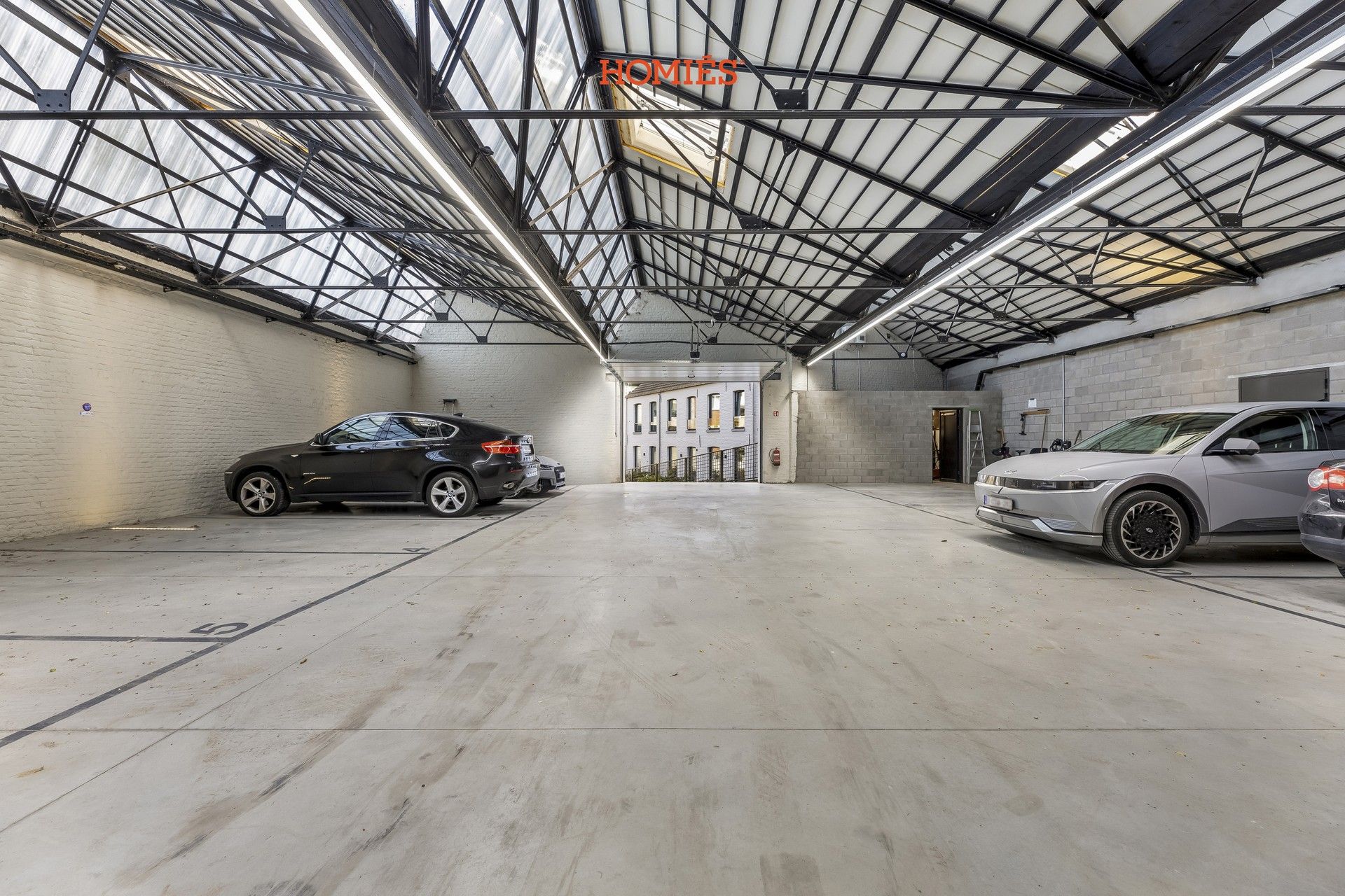 Unieke kans: laatste autostaanplaatsen in Residentie Leonardo foto 4