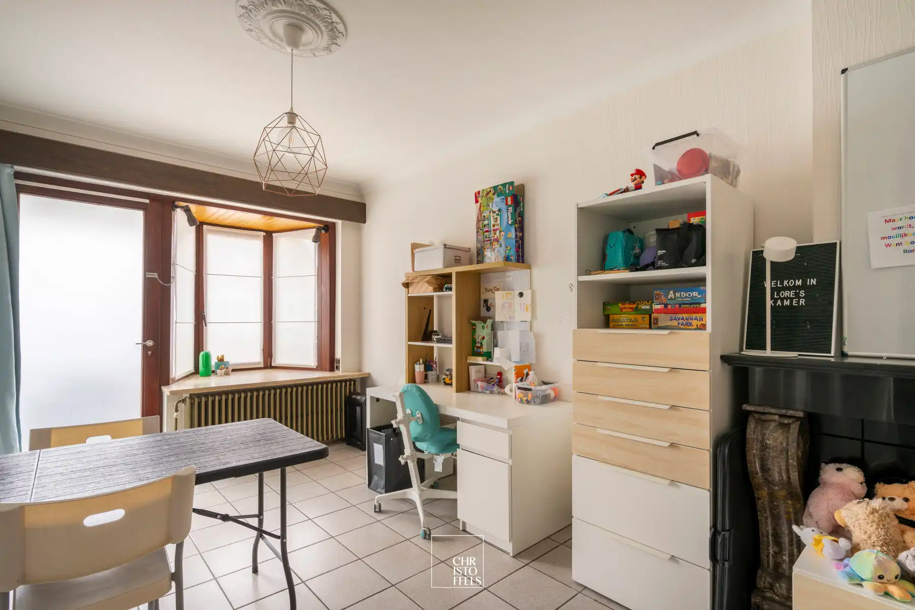Ruime woning (199 m²) met tuin en tal van renovatiemogelijkheden! foto 8