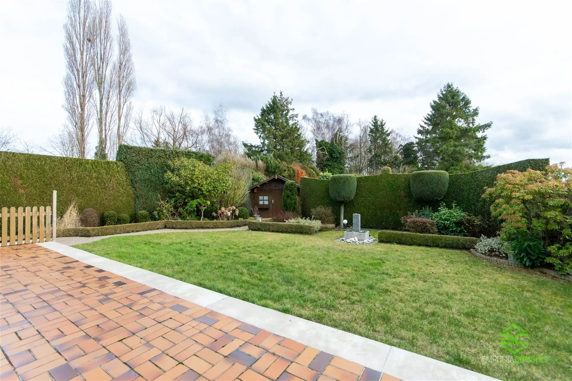 Ruime gezinswoning op een prachtige locatie in Stevoort! foto 15