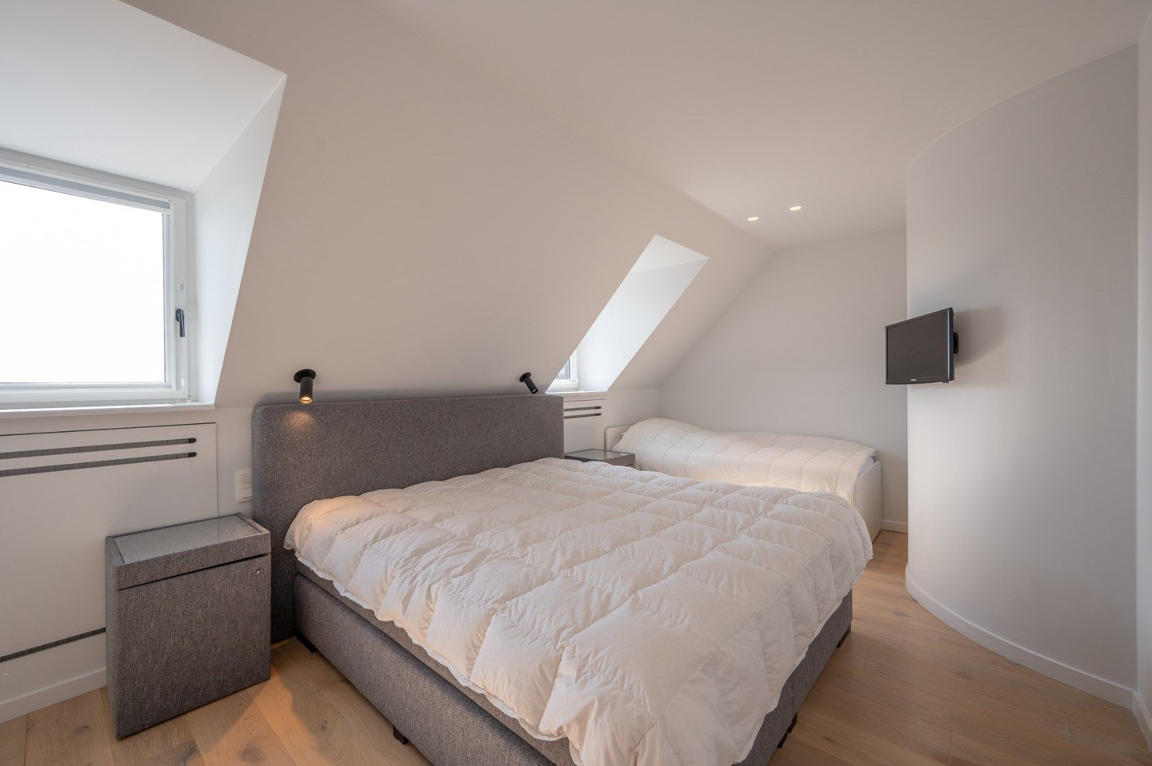 Duplex appartement vlakbij het Rubensplein met zijdelings zeezicht. foto 11